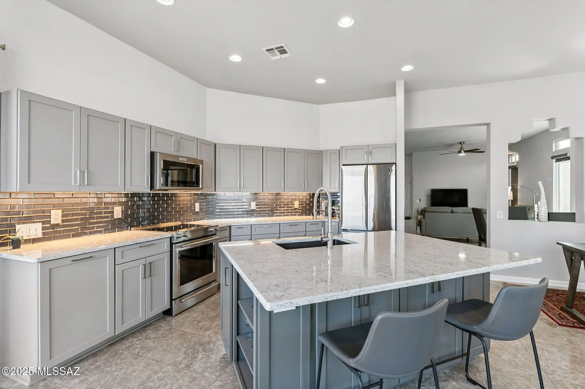 Property Slideshow image 8 of 33 | 5380 w tearblanket pl, Marana, AZ, 85658