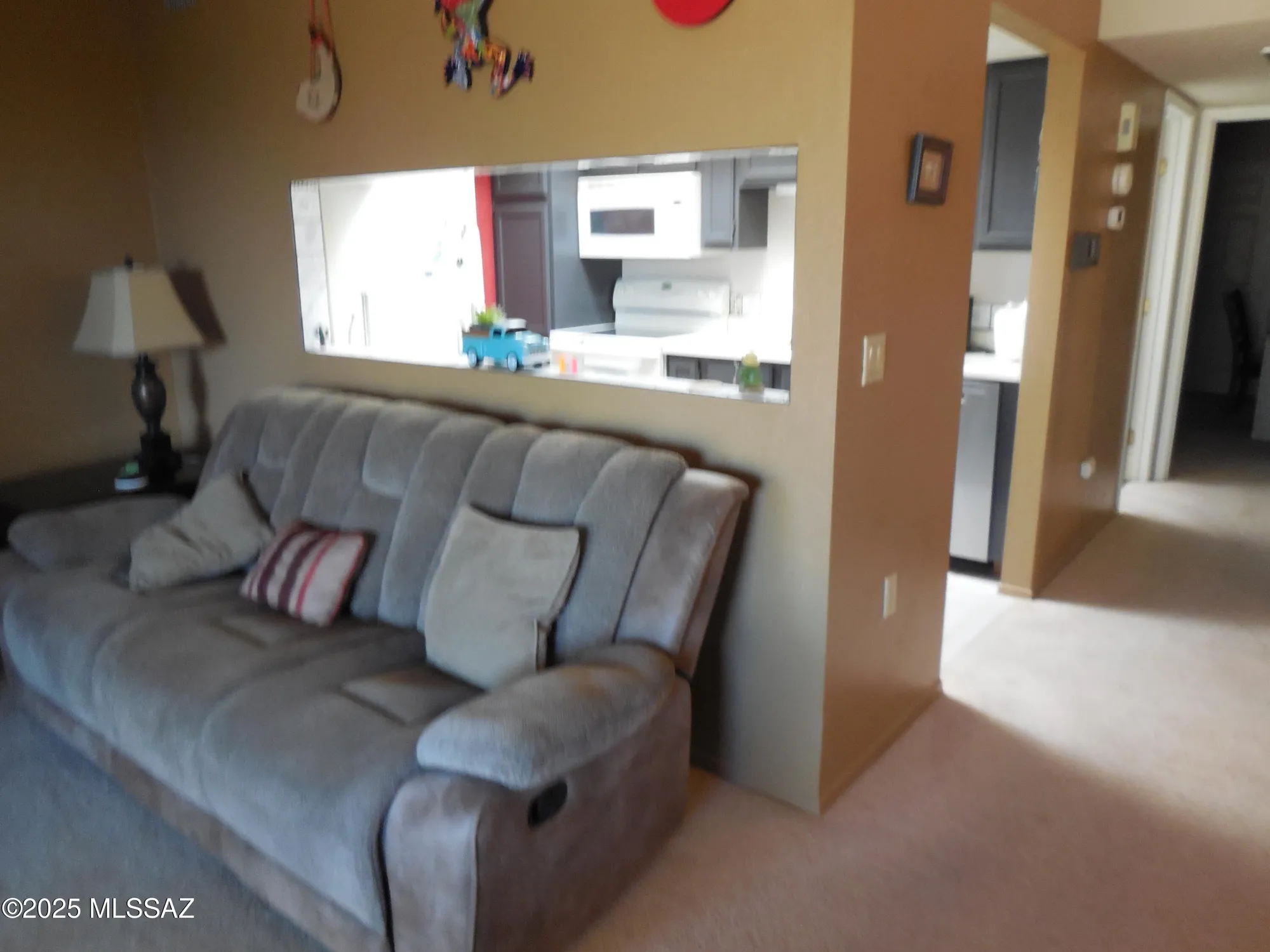 Property Slideshow image 4 of 25 | 1692 w dalehaven cir, Tucson, AZ, 85704