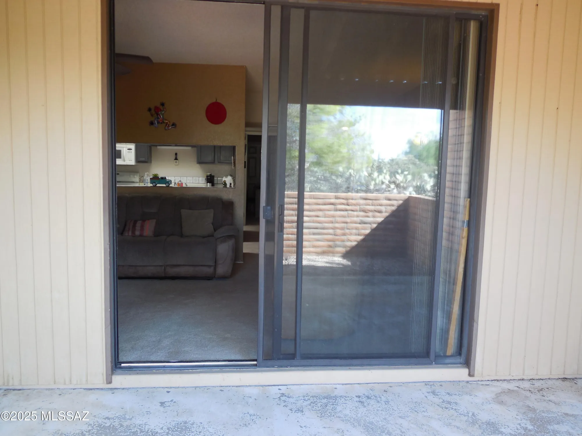 Property Slideshow image 18 of 25 | 1692 w dalehaven cir, Tucson, AZ, 85704