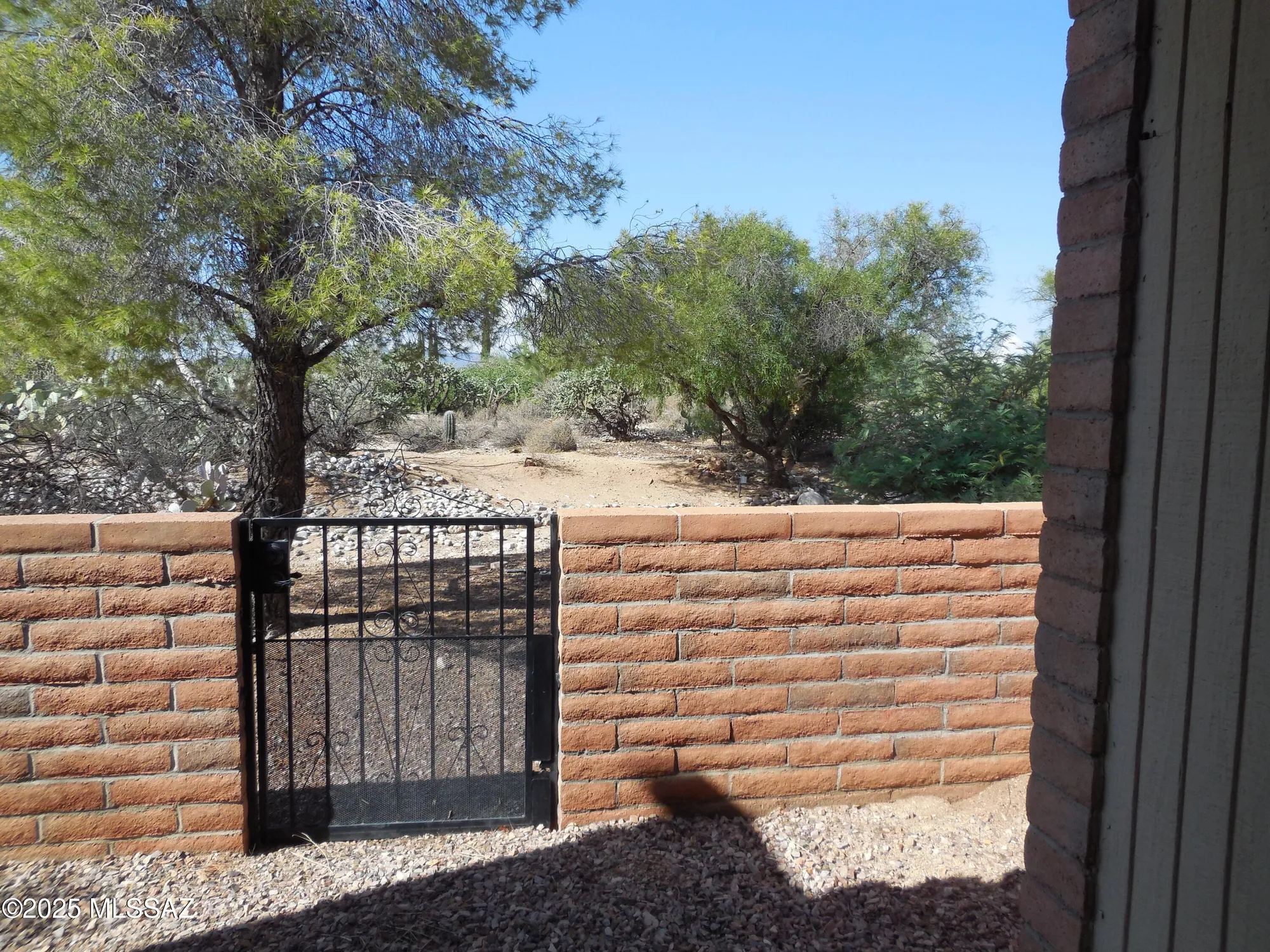 Property Slideshow image 25 of 25 | 1692 w dalehaven cir, Tucson, AZ, 85704