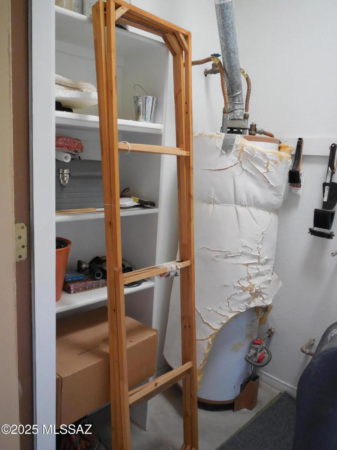 Property Slideshow image 17 of 25 | 1692 w dalehaven cir, Tucson, AZ, 85704