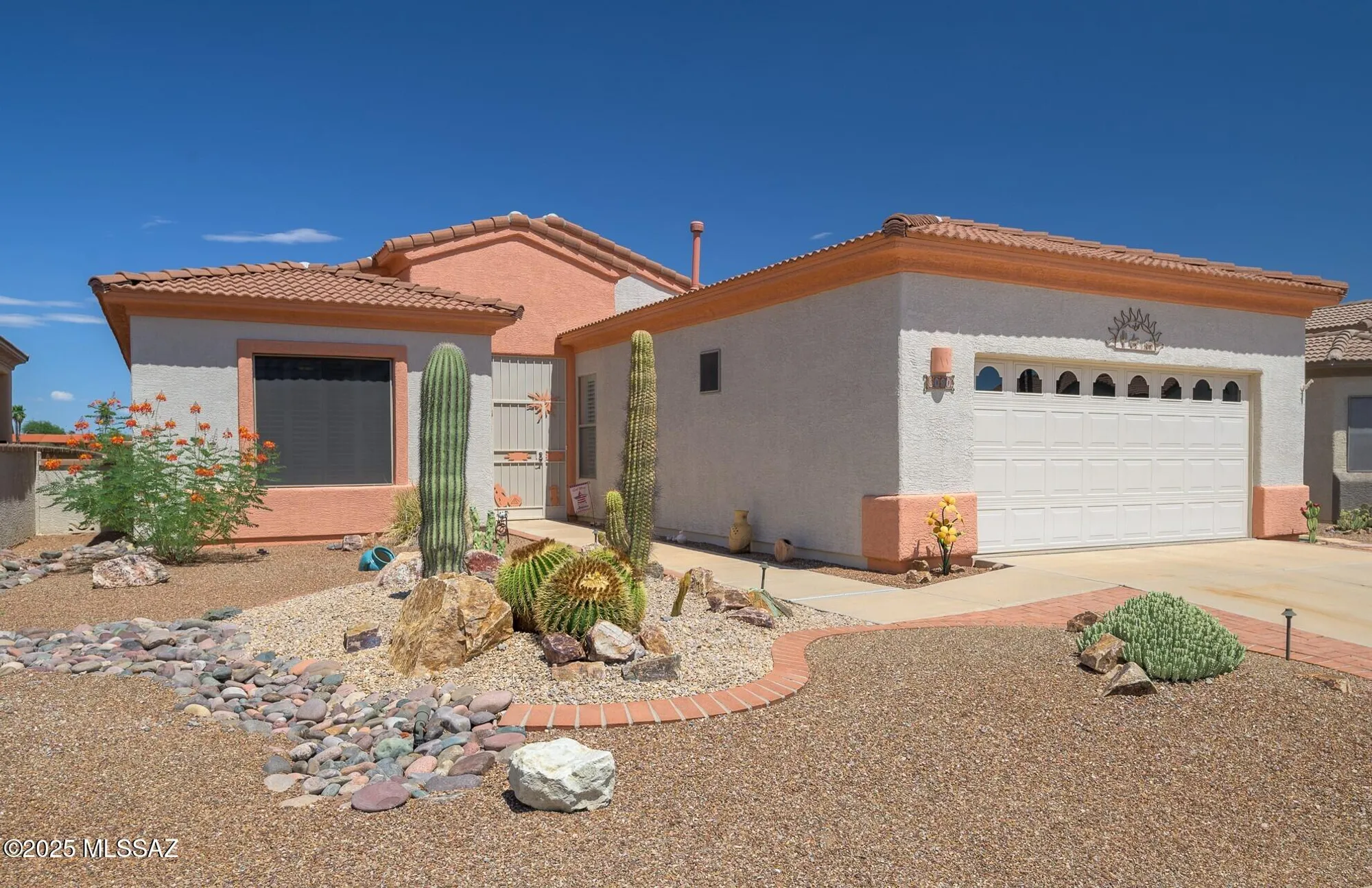 Property Slideshow image 1 of 27 | 5090 s via loma verde, Green Valley, AZ, 85622