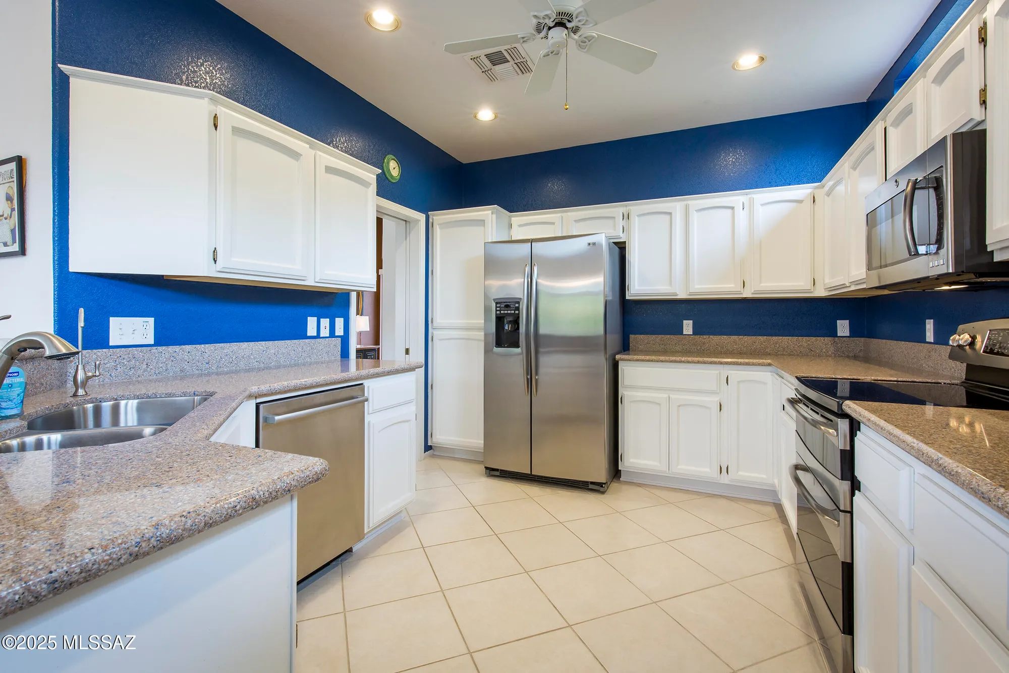 Property Slideshow image 19 of 50 | 14106 n buckingham dr, Oro Valley, AZ, 85755