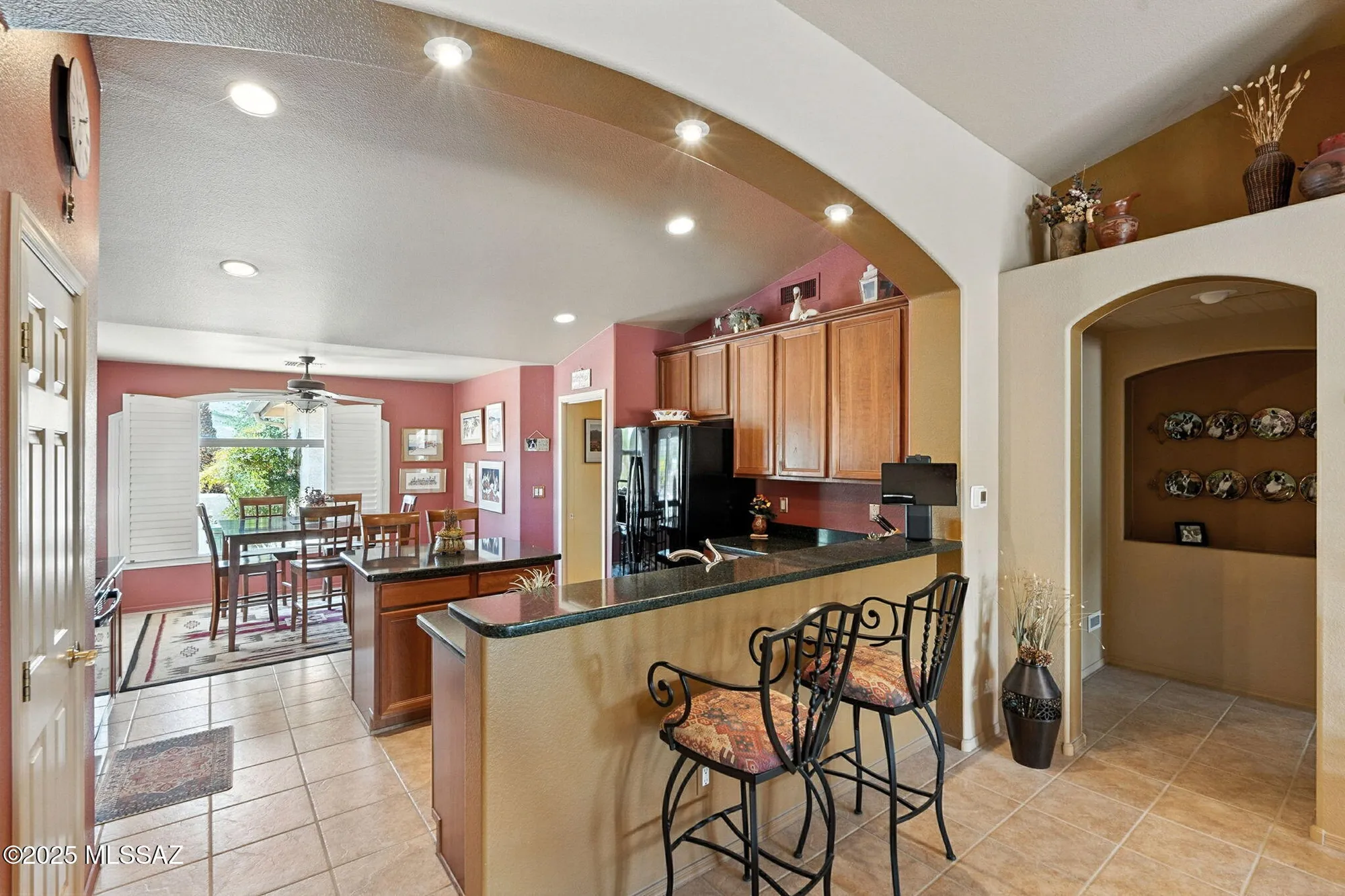 Property Slideshow image 10 of 39 | 1712 n laguna oaks dr, Green Valley, AZ, 85614