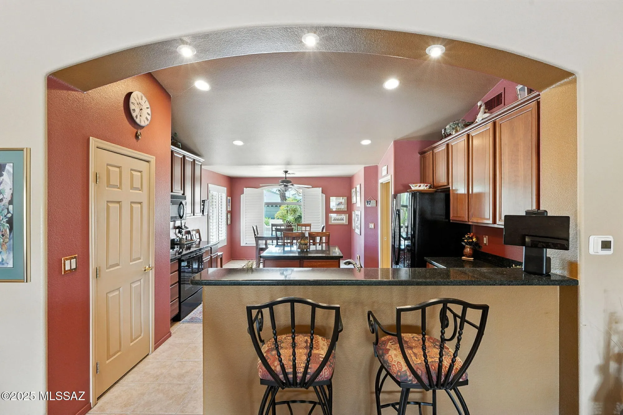 Property Slideshow image 11 of 39 | 1712 n laguna oaks dr, Green Valley, AZ, 85614