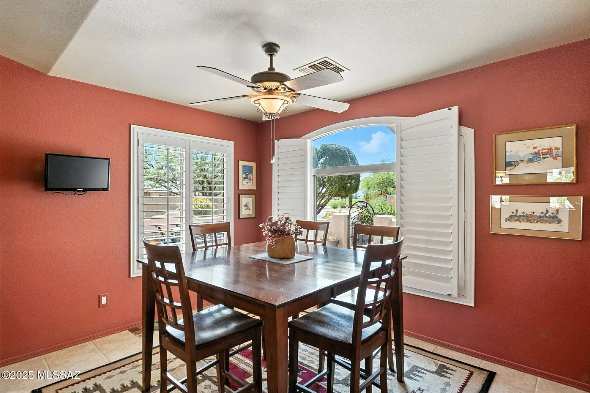 Property Slideshow image 15 of 39 | 1712 n laguna oaks dr, Green Valley, AZ, 85614
