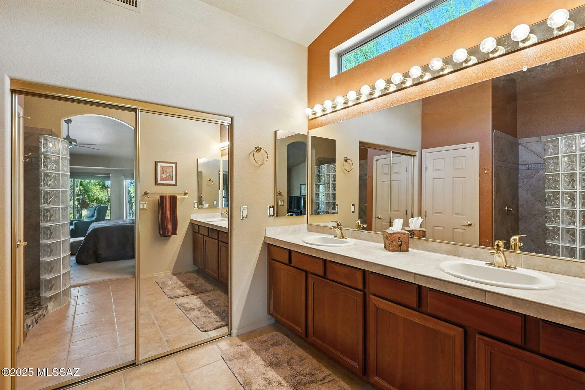 Property Slideshow image 20 of 39 | 1712 n laguna oaks dr, Green Valley, AZ, 85614