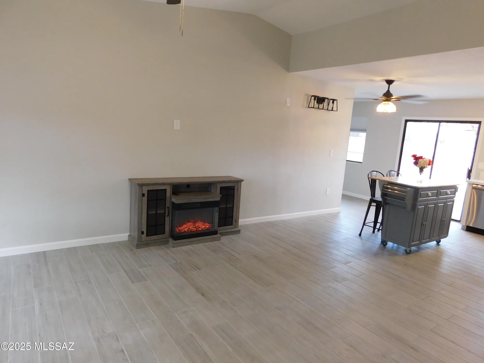 Property Slideshow image 5 of 21 | 1151 e haystack dr, Oro Valley, AZ, 85755