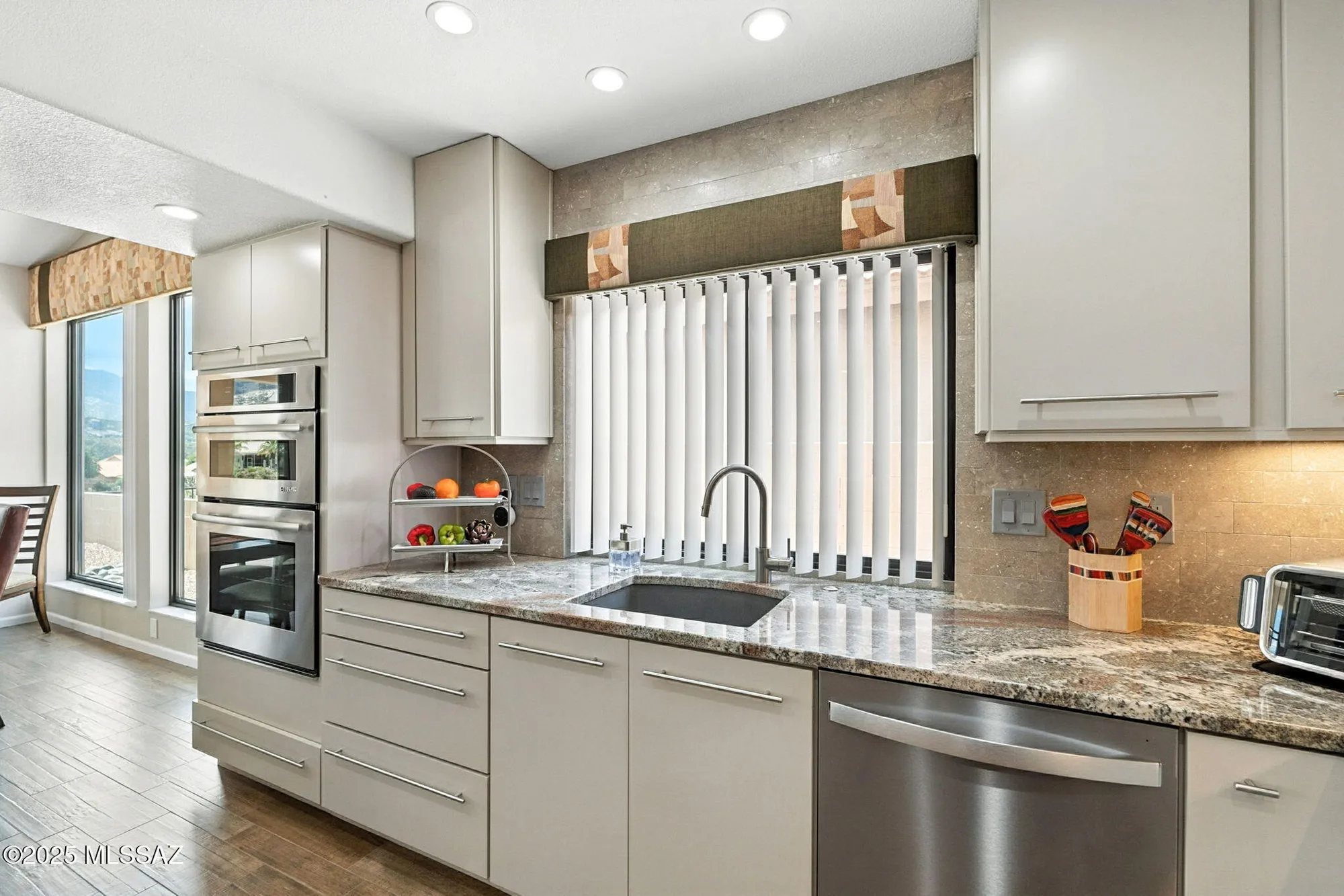 Property Slideshow image 11 of 50 | 65525 e canyon dr, Tucson, AZ, 85739