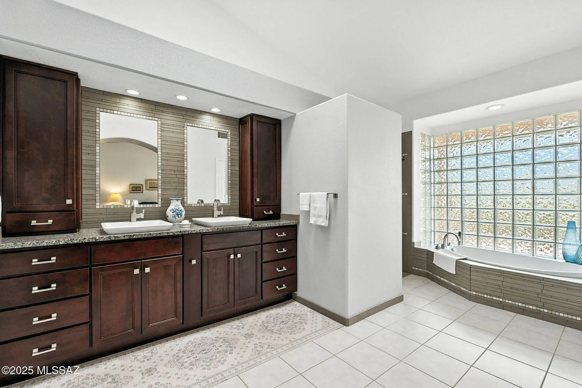 Property Slideshow image 22 of 50 | 65525 e canyon dr, Tucson, AZ, 85739