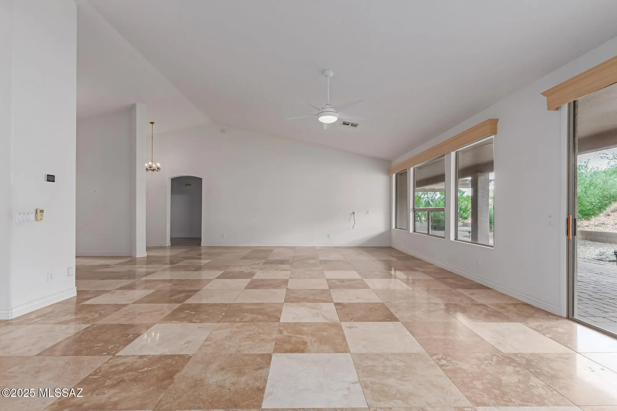 Property Slideshow image 7 of 50 | 38518 s sand crest dr, Saddlebrooke, AZ, 85739