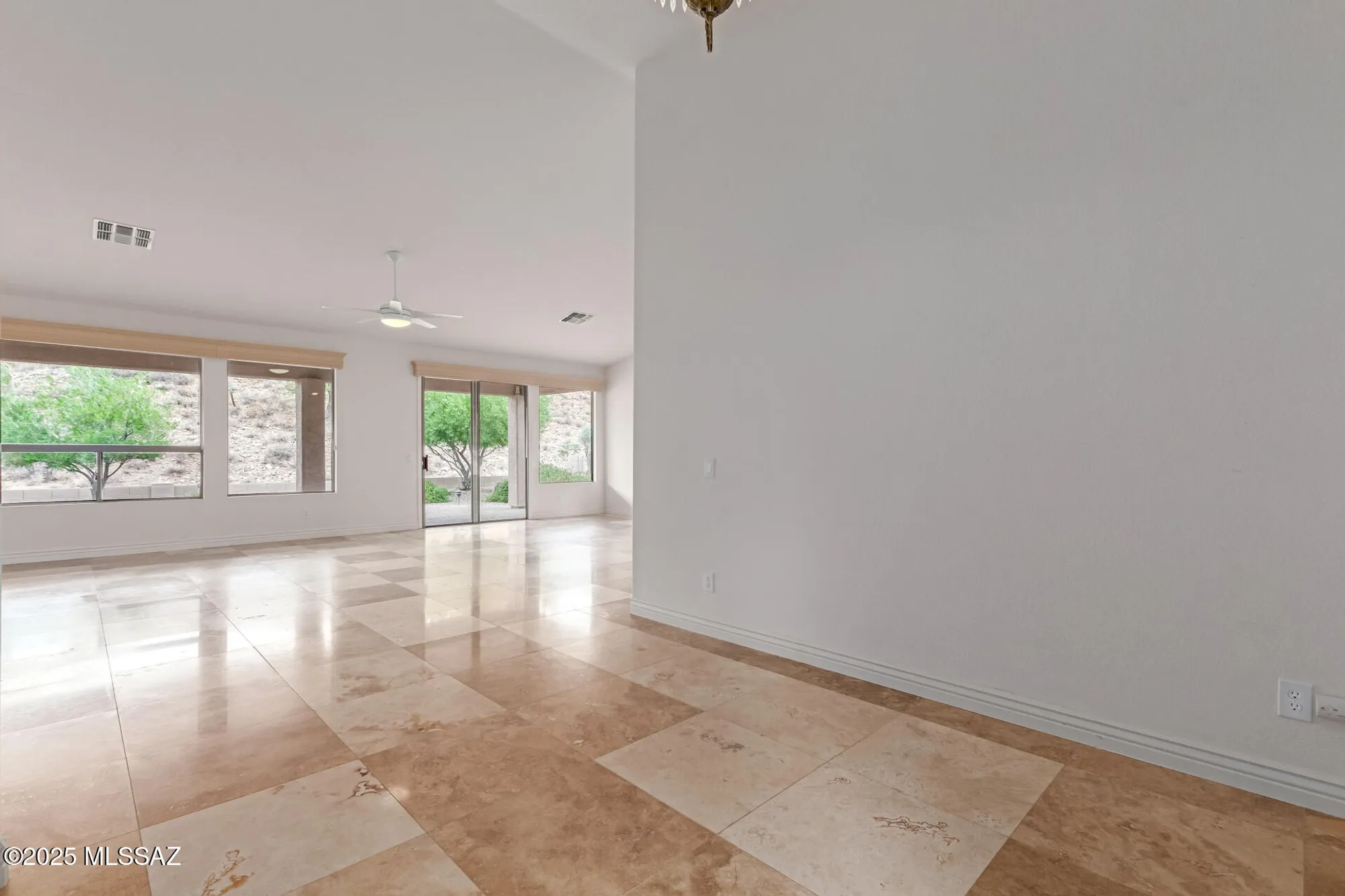 Property Slideshow image 12 of 50 | 38518 s sand crest dr, Saddlebrooke, AZ, 85739