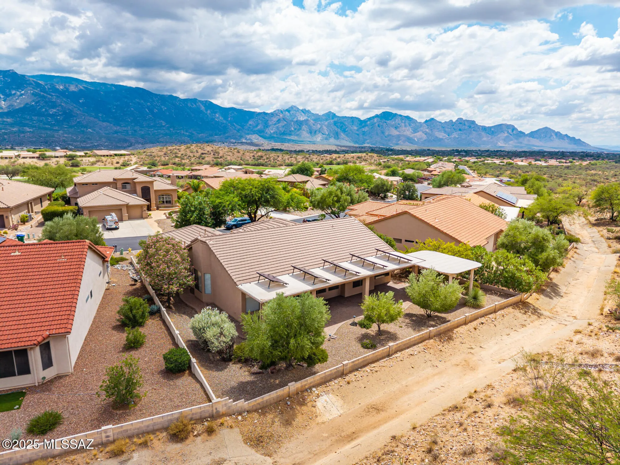 Property Slideshow image 33 of 50 | 38518 s sand crest dr, Saddlebrooke, AZ, 85739