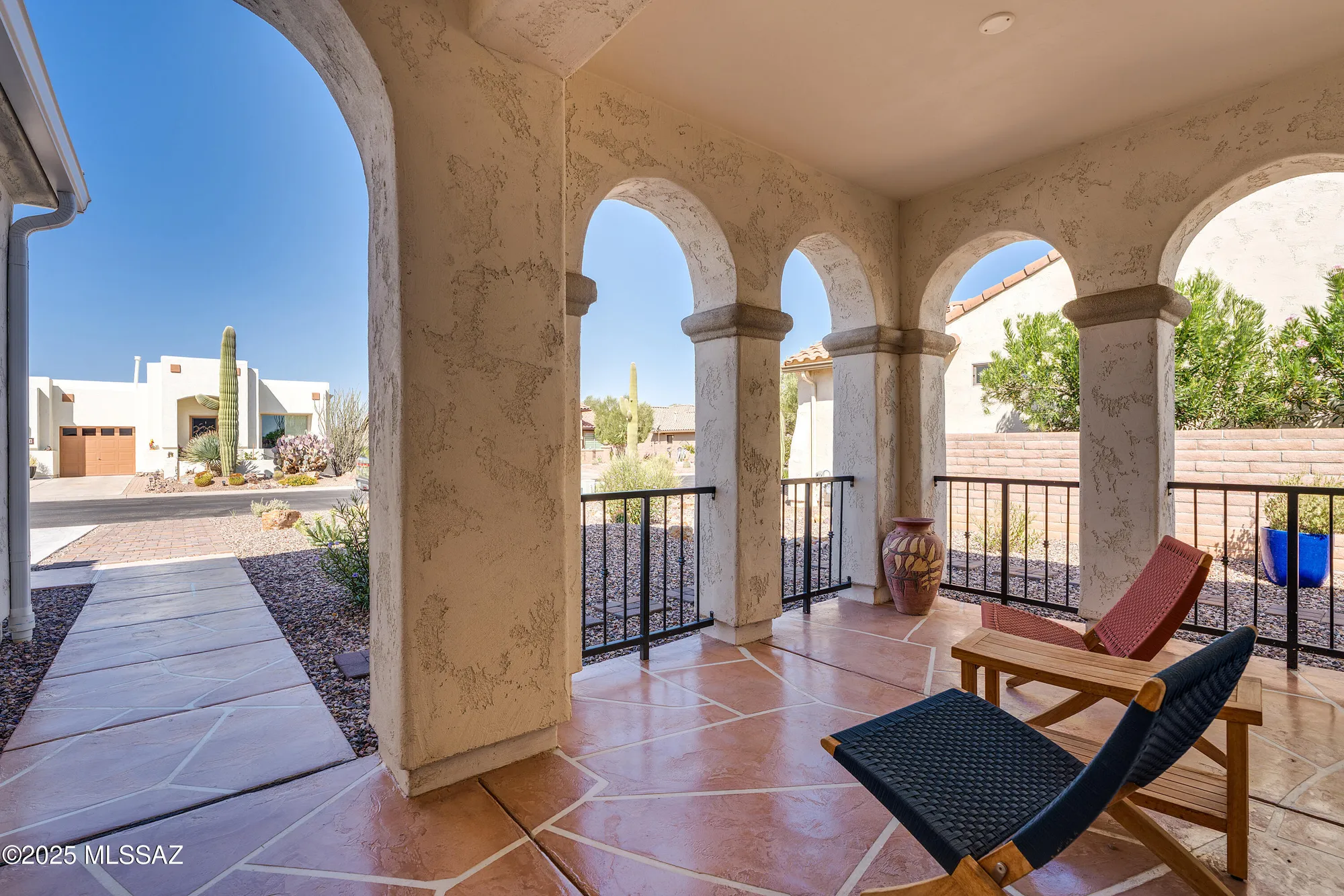 Property Slideshow image 6 of 50 | 1732 n coastland ct, Green Valley, AZ, 85614