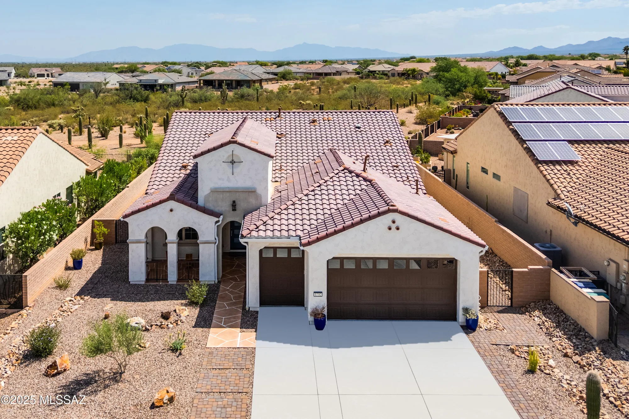 Property Slideshow image 4 of 50 | 1732 n coastland ct, Green Valley, AZ, 85614