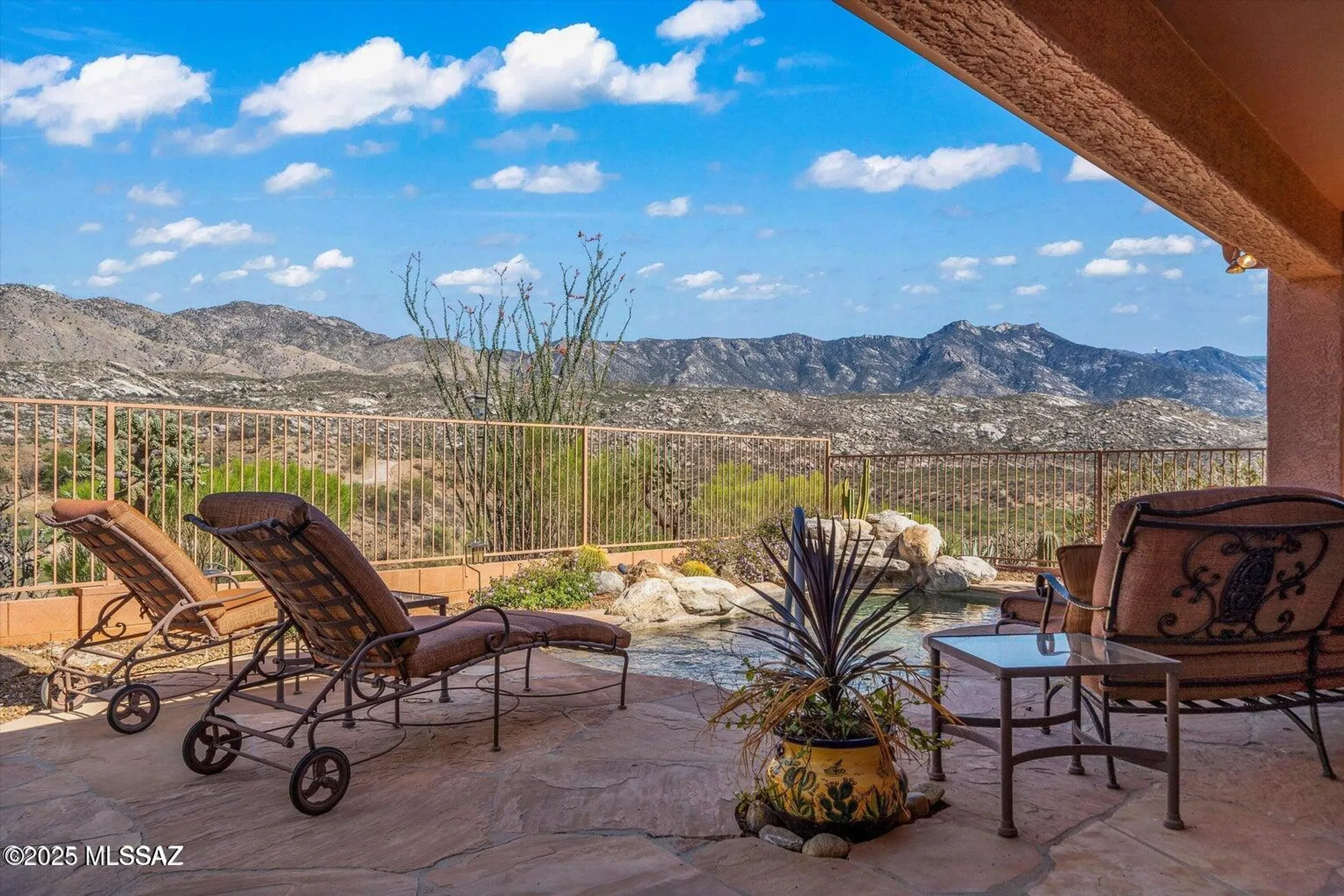 Property Slideshow image 1 of 46 | 37153 s desert sky ln, Saddlebrooke, AZ, 85739