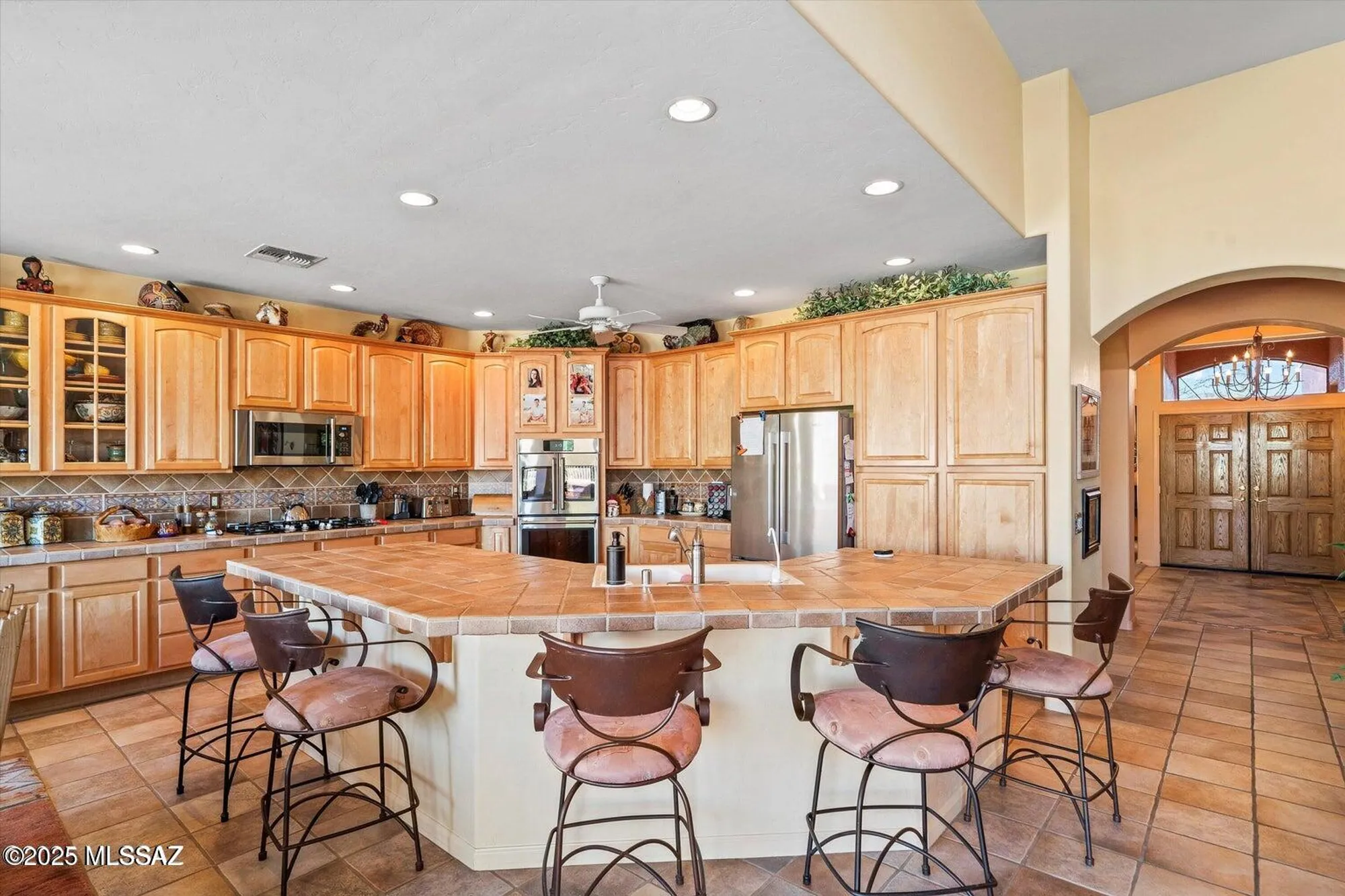 Property Slideshow image 11 of 46 | 37153 s desert sky ln, Saddlebrooke, AZ, 85739
