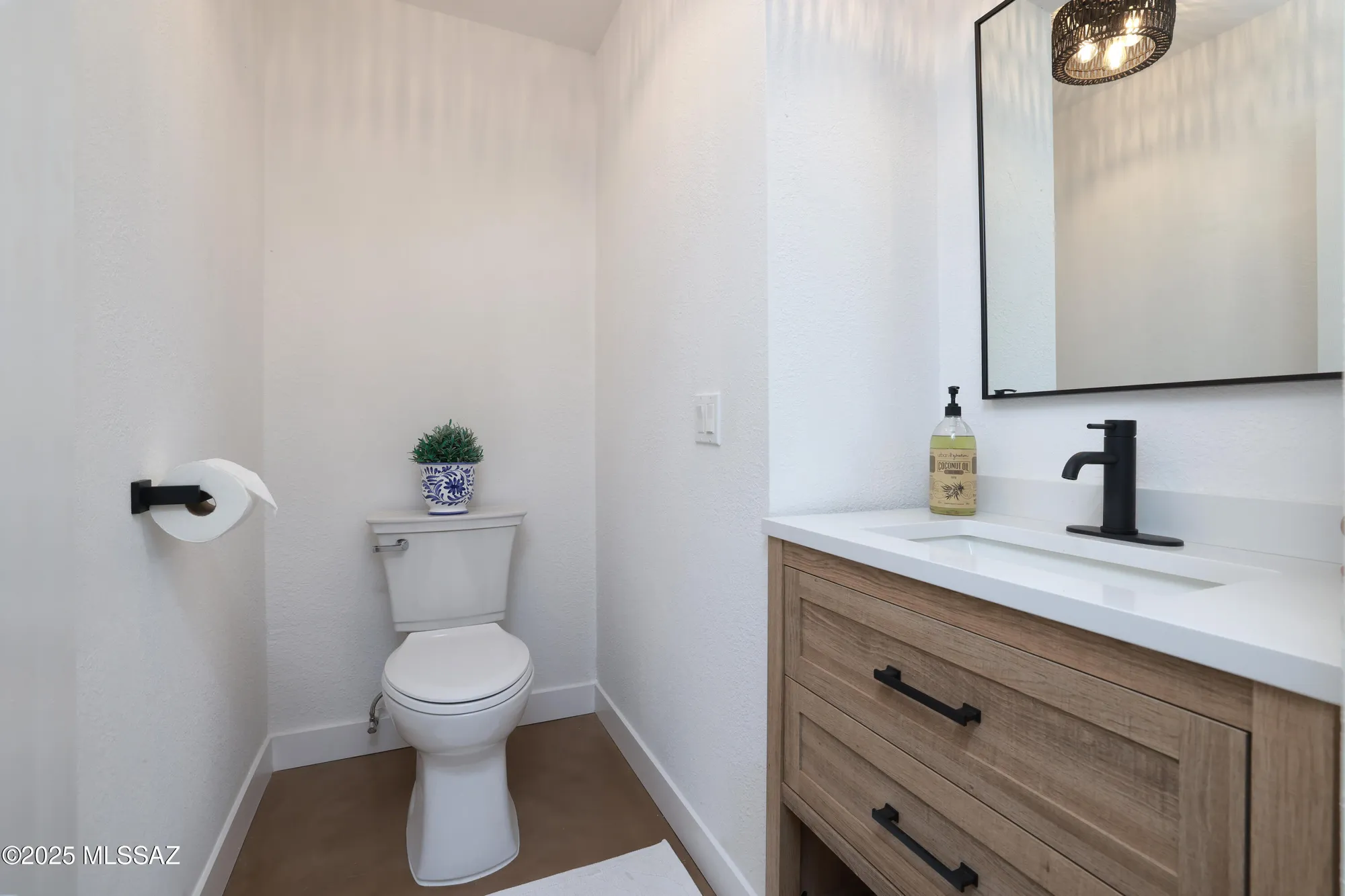 Property Slideshow image 25 of 46 | 35908 s mesa ridge dr, Tucson, AZ, 85739