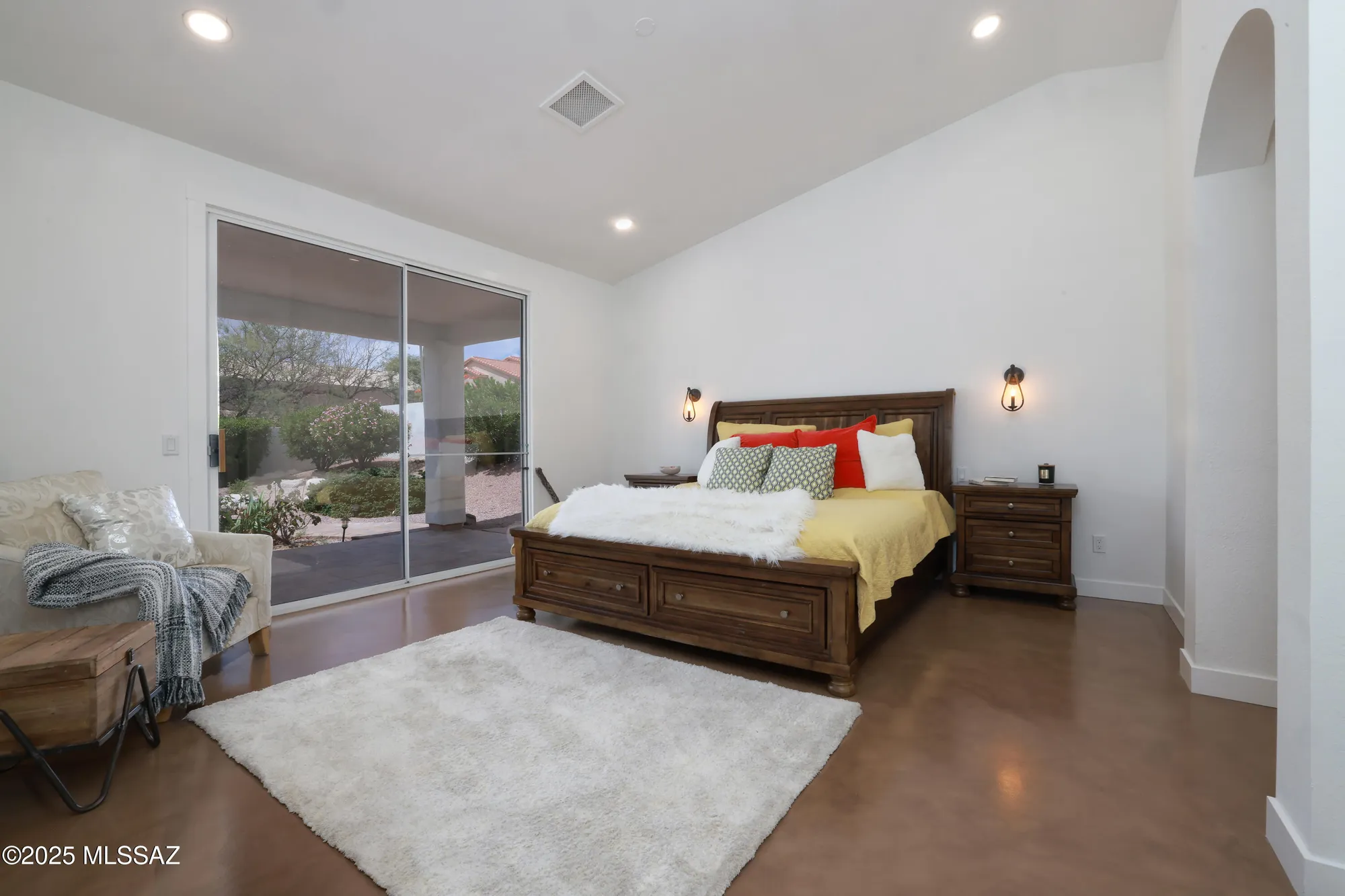 Property Slideshow image 29 of 46 | 35908 s mesa ridge dr, Tucson, AZ, 85739