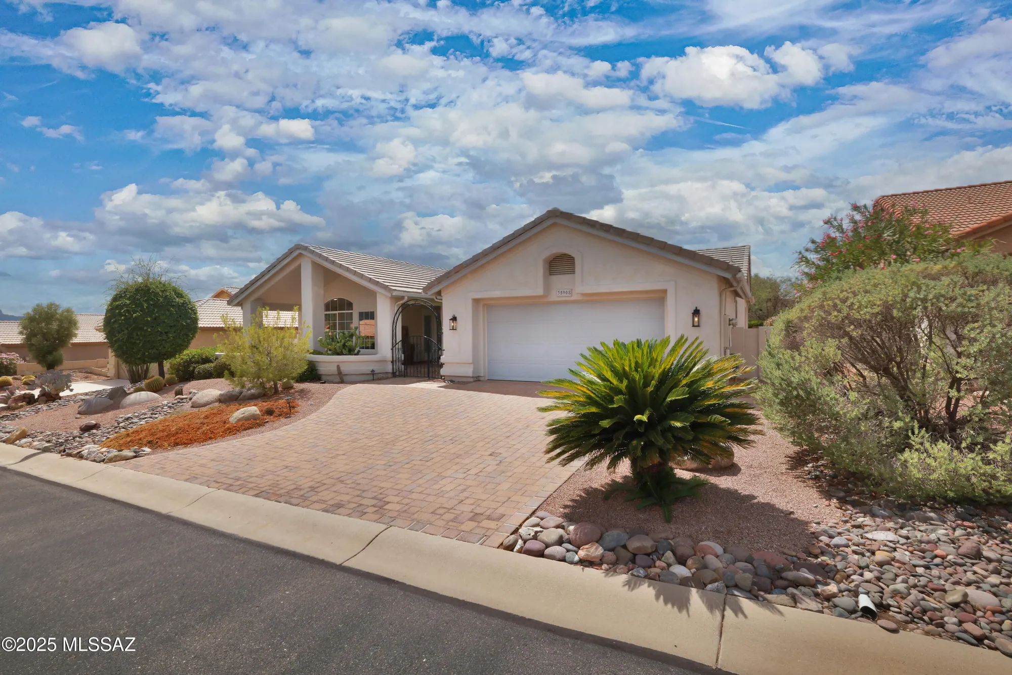 Property Slideshow image 1 of 46 | 35908 s mesa ridge dr, Tucson, AZ, 85739