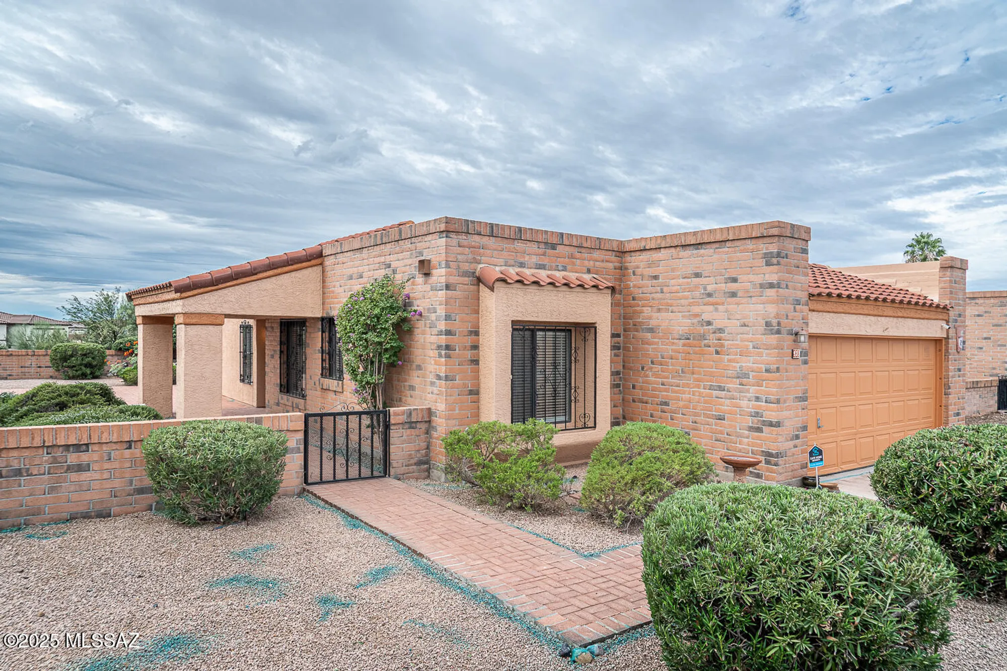 Property Slideshow image 4 of 39 | 931 w rio guaymas, Green Valley, AZ, 85614