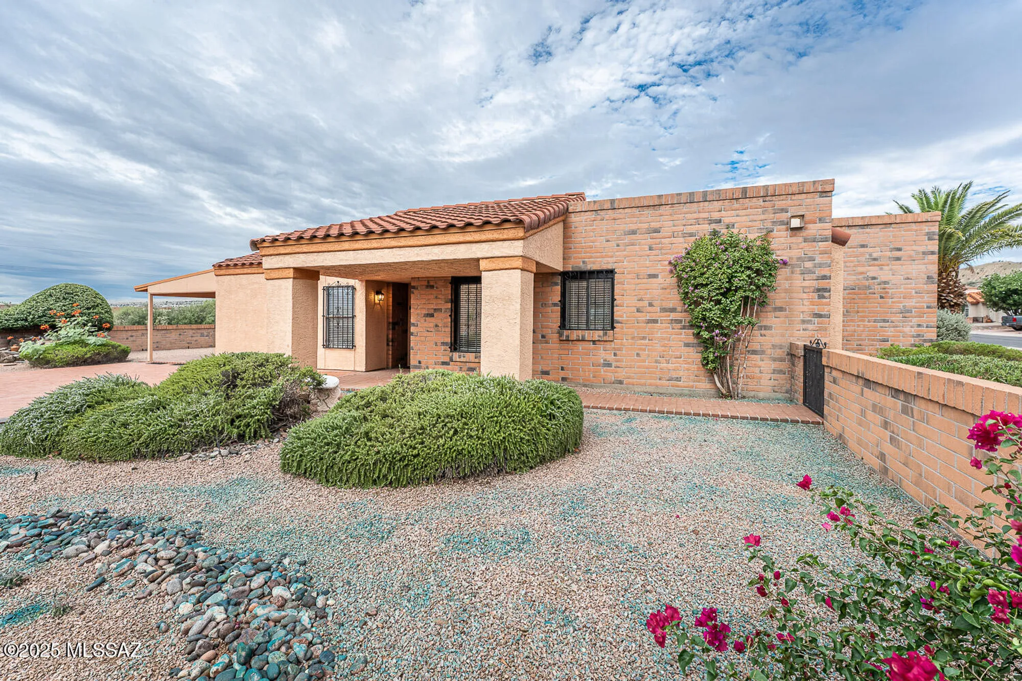 Property Slideshow image 5 of 39 | 931 w rio guaymas, Green Valley, AZ, 85614