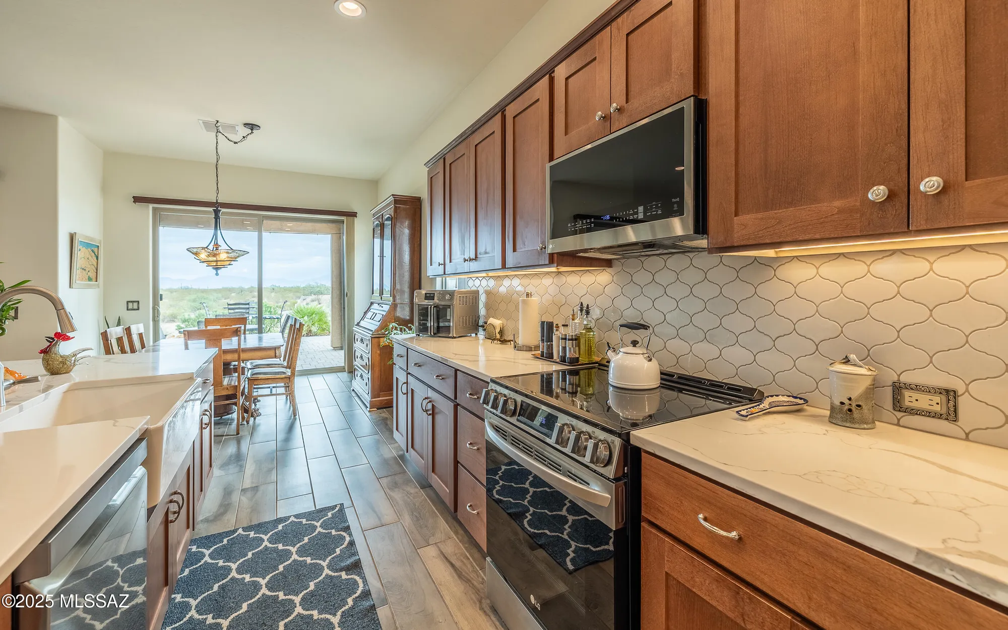 Property Slideshow image 7 of 24 | 1367 e golden rock way, Green Valley, AZ, 85614