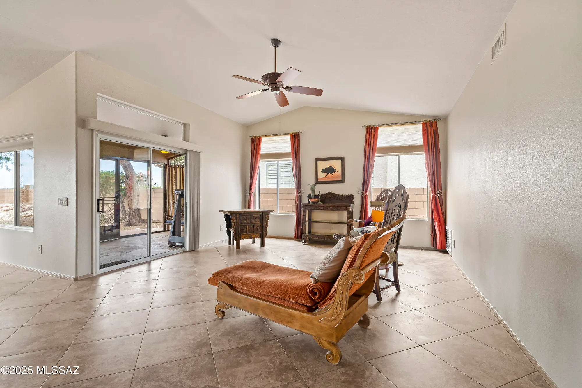 Property Slideshow image 4 of 38 | 63719 e whispering tree ln, Saddlebrooke, AZ, 85739