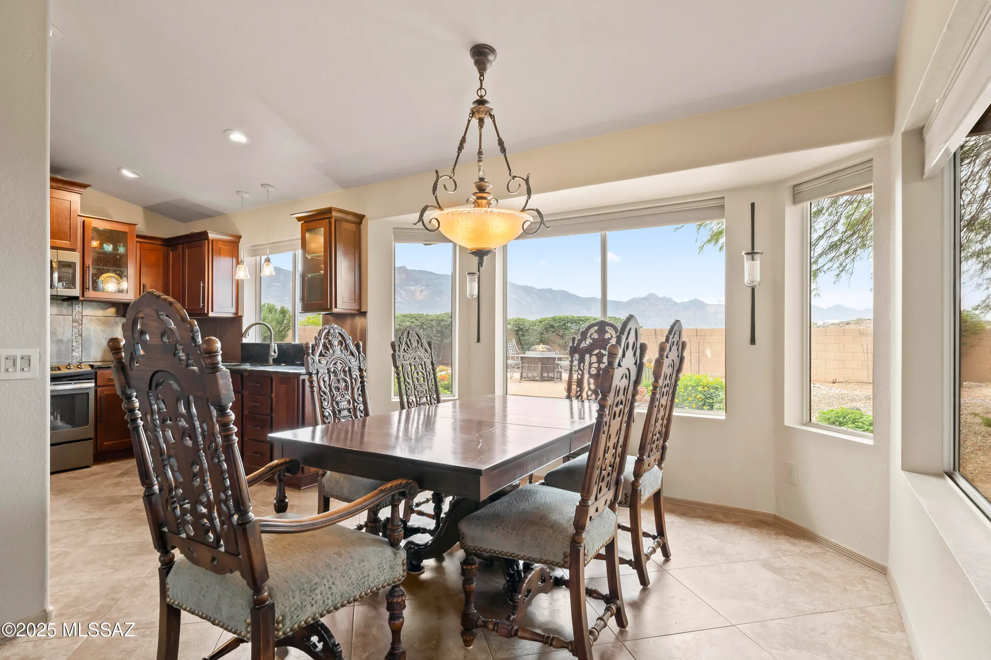 Property Slideshow image 9 of 38 | 63719 e whispering tree ln, Saddlebrooke, AZ, 85739