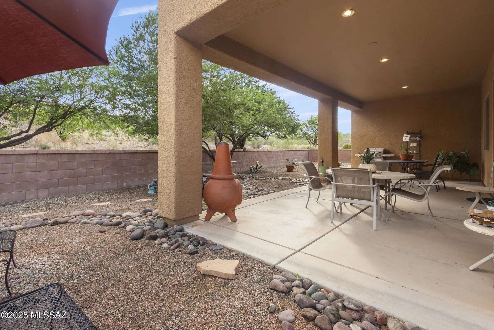 Property Slideshow image 33 of 39 | 2057 w acacia bluffs dr, Green Valley, AZ, 85622