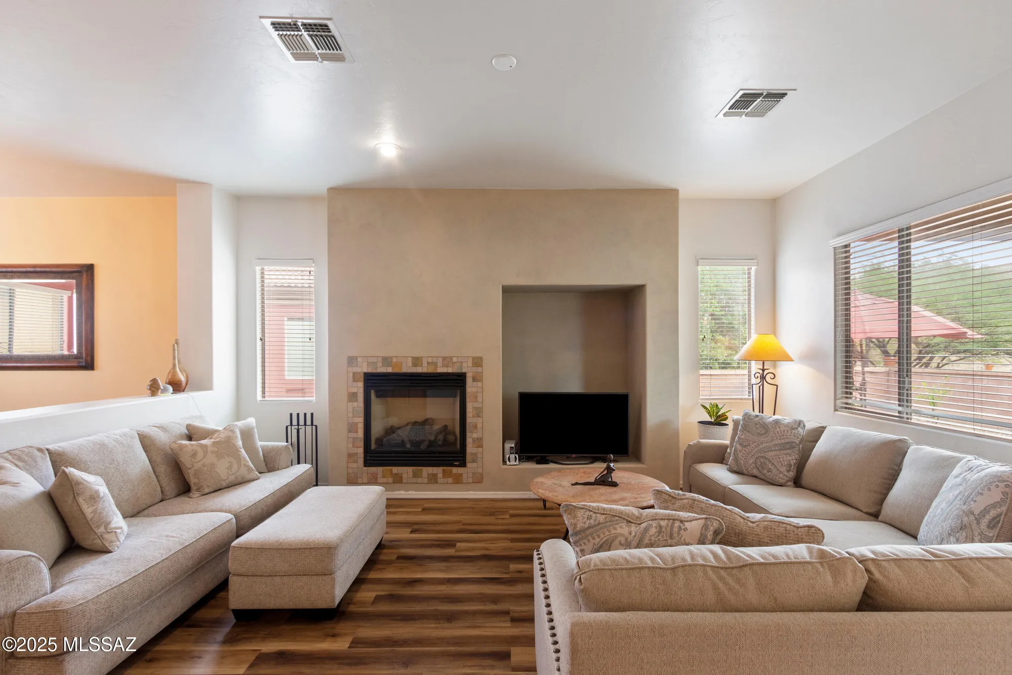 Property Slideshow image 3 of 39 | 2057 w acacia bluffs dr, Green Valley, AZ, 85622