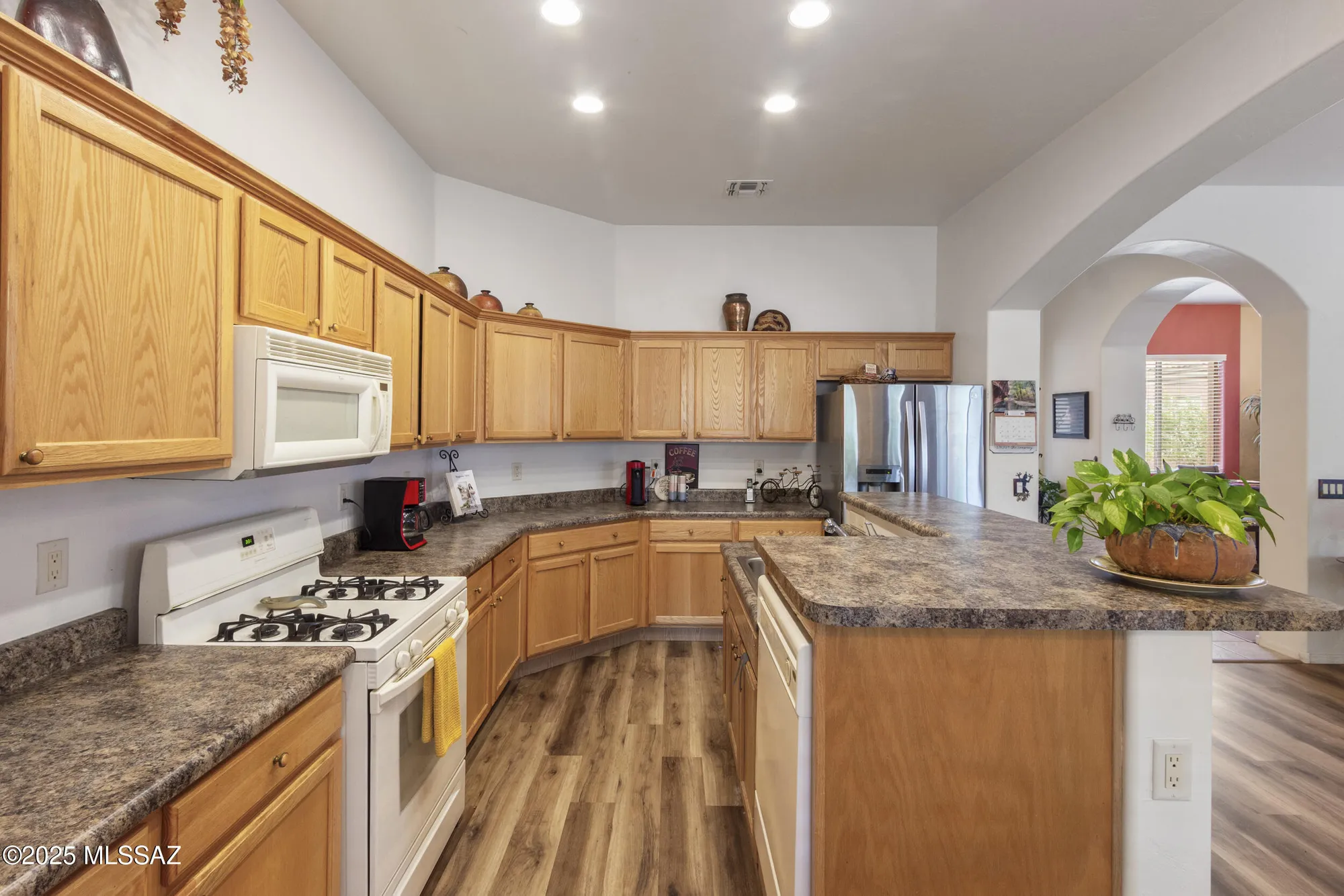 Property Slideshow image 7 of 39 | 2057 w acacia bluffs dr, Green Valley, AZ, 85622