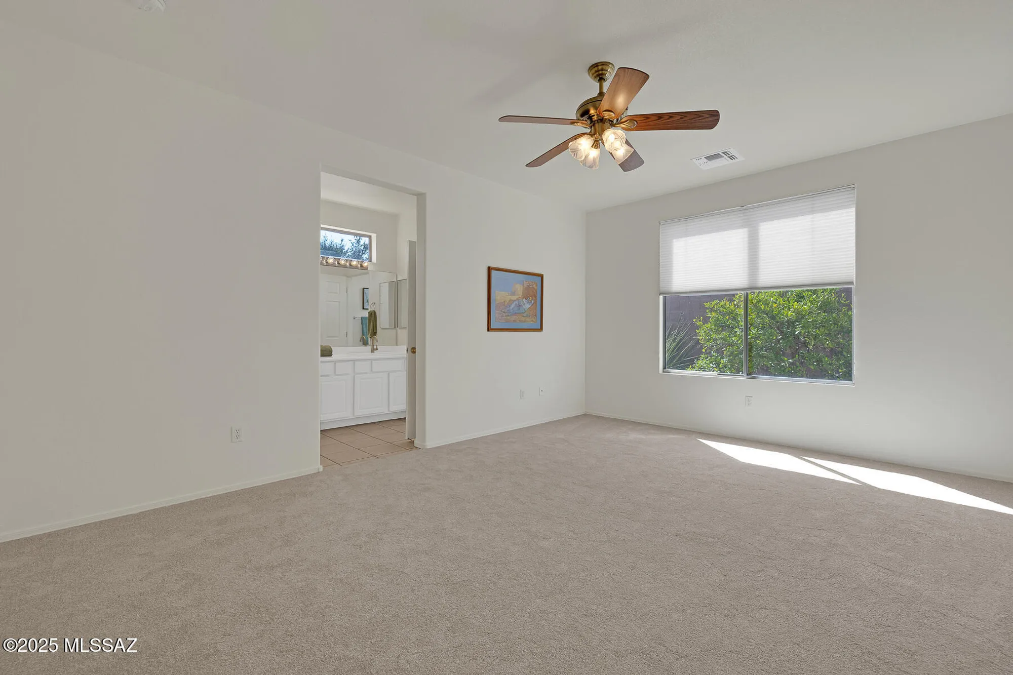 Property Slideshow image 22 of 50 | 7975 w blue heron way, Tucson, AZ, 85743