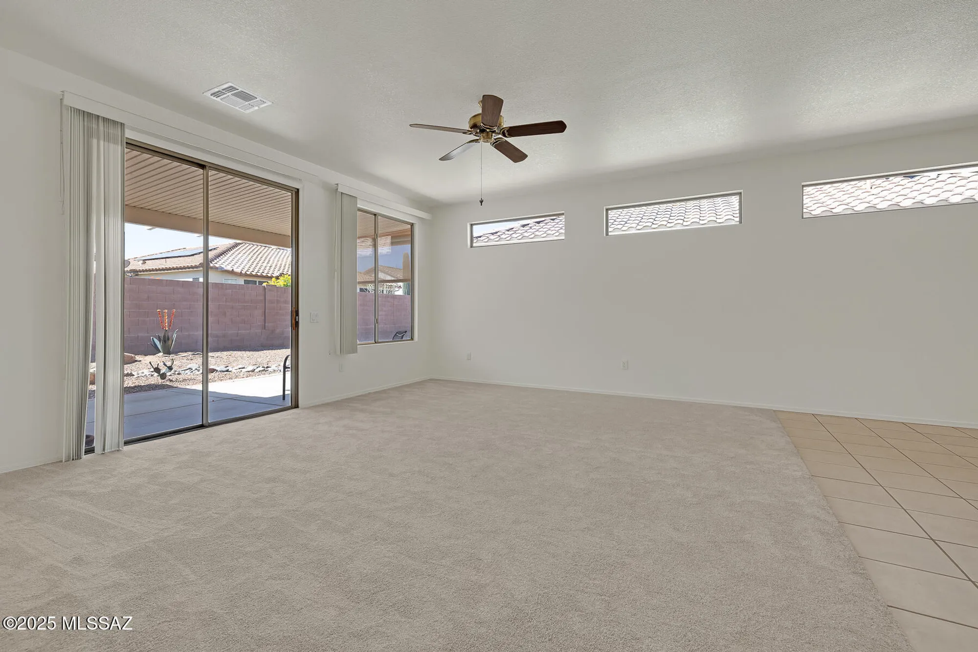 Property Slideshow image 15 of 50 | 7975 w blue heron way, Tucson, AZ, 85743