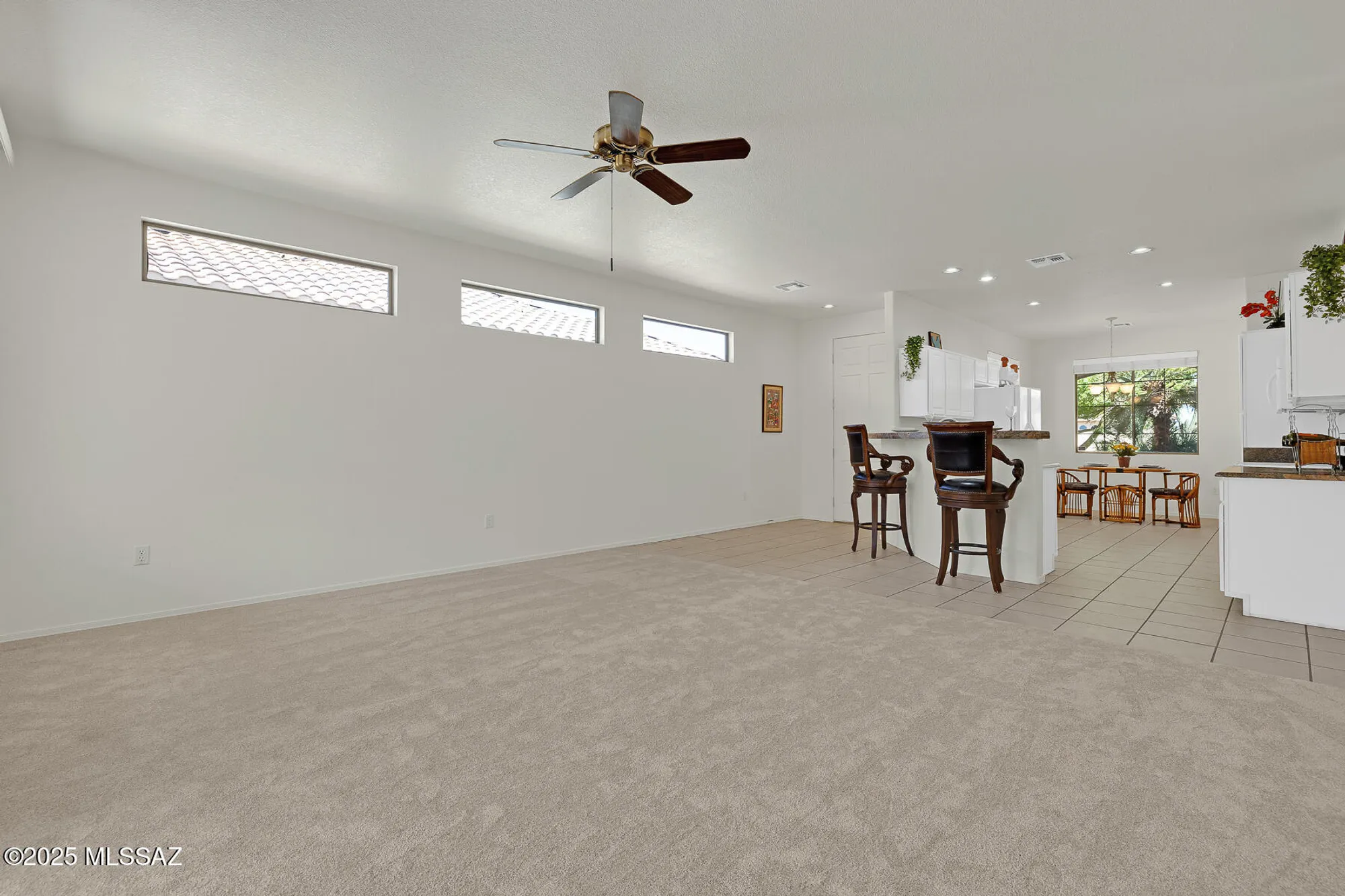 Property Slideshow image 16 of 50 | 7975 w blue heron way, Tucson, AZ, 85743