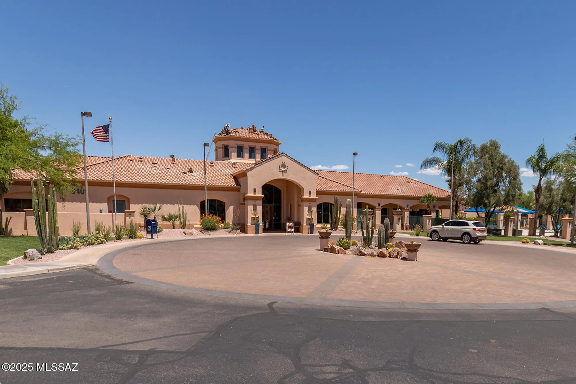 Property Slideshow image 40 of 50 | 7975 w blue heron way, Tucson, AZ, 85743