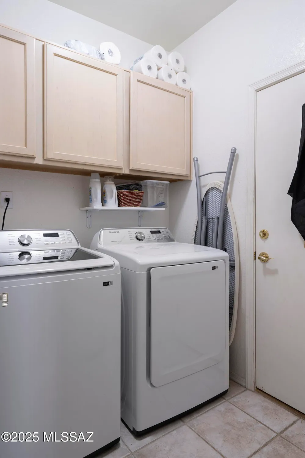 Property Slideshow image 11 of 16 | 7626 w amber ridge way, Tucson, AZ, 85743