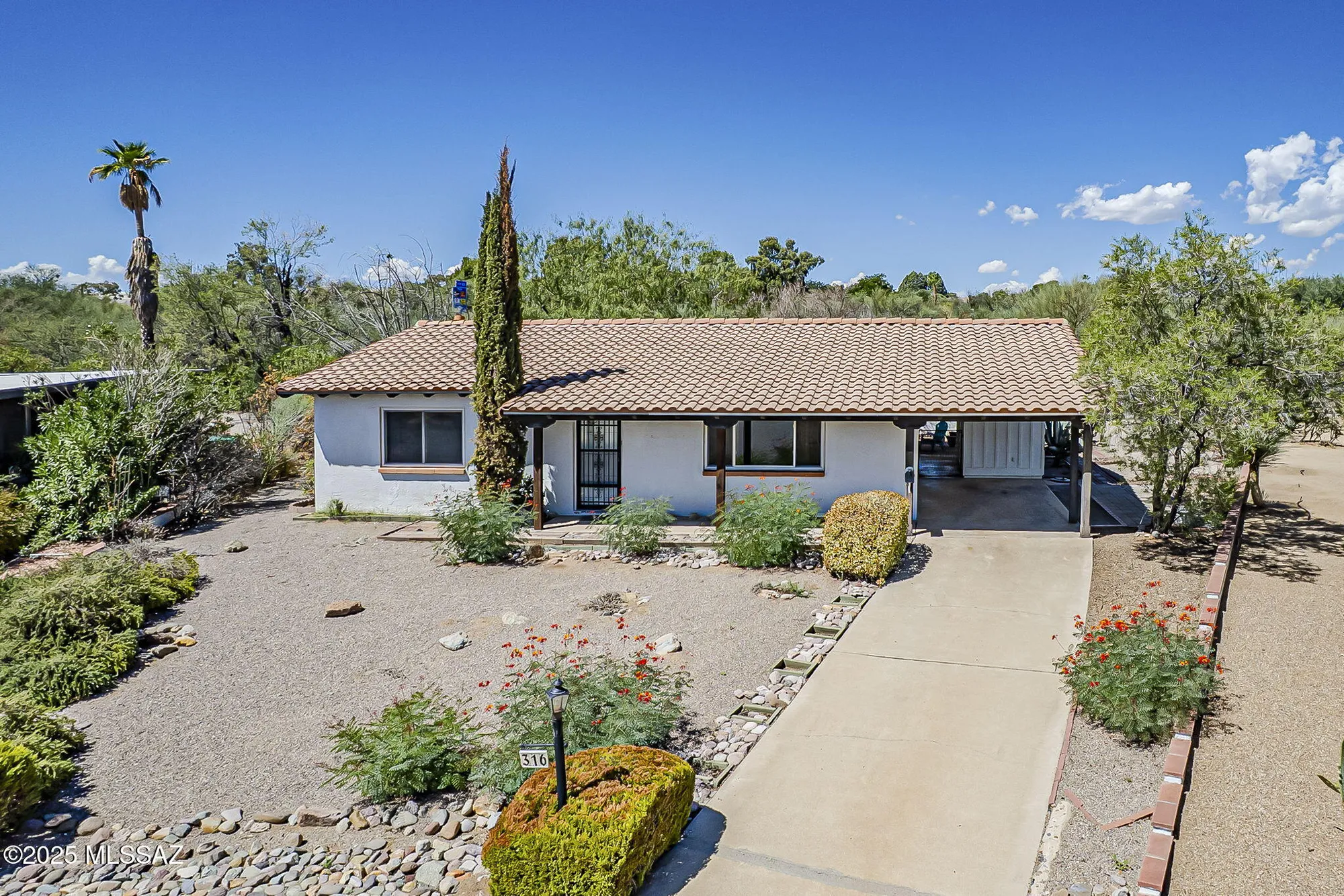 Property Slideshow image 49 of 51 | 316 s abrego dr, Green Valley, AZ, 85614