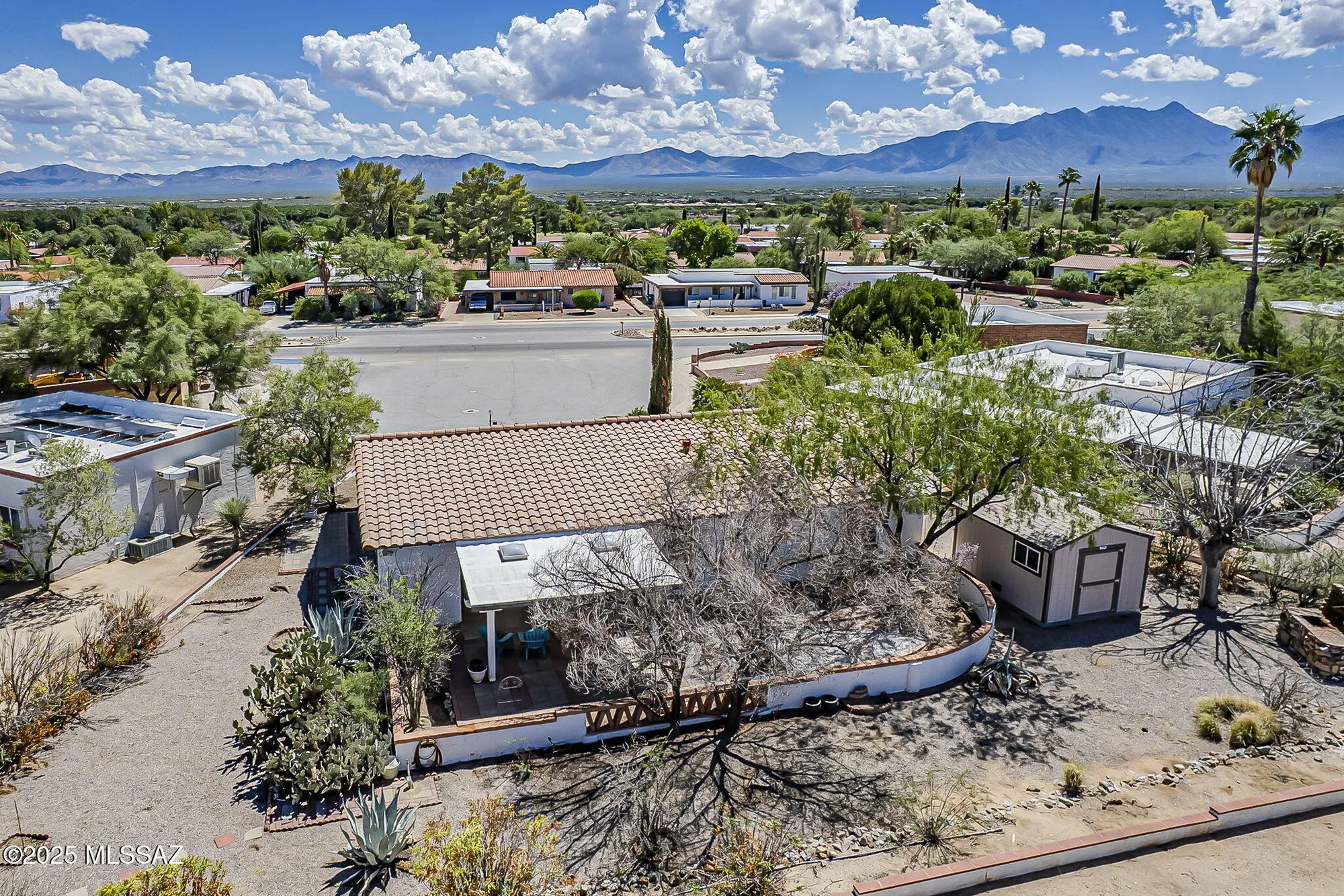 Property Slideshow image 42 of 51 | 316 s abrego dr, Green Valley, AZ, 85614