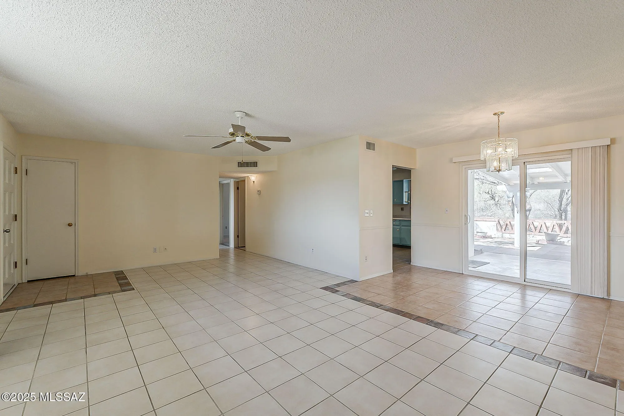 Property Slideshow image 8 of 51 | 316 s abrego dr, Green Valley, AZ, 85614