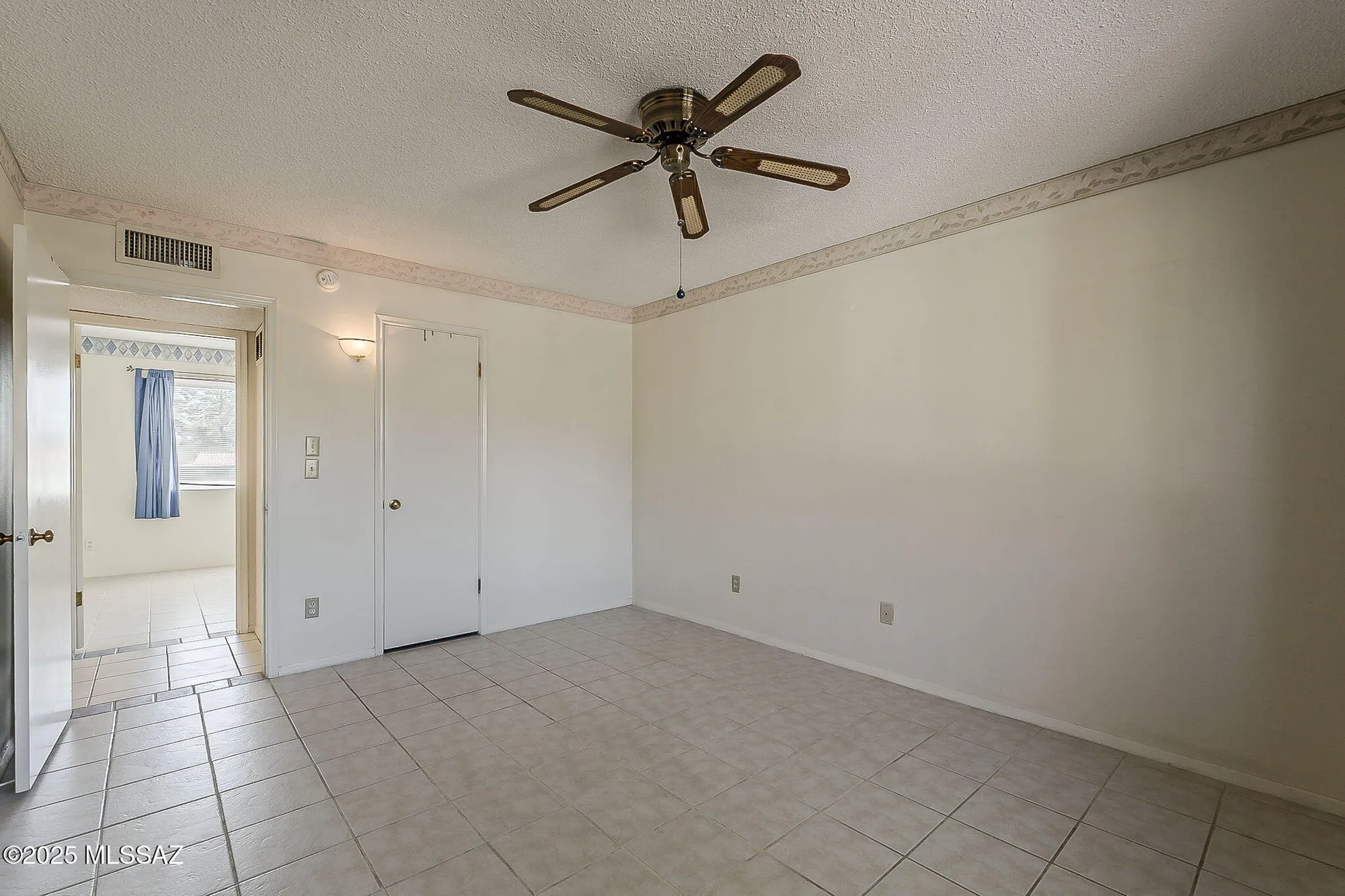 Property Slideshow image 24 of 51 | 316 s abrego dr, Green Valley, AZ, 85614