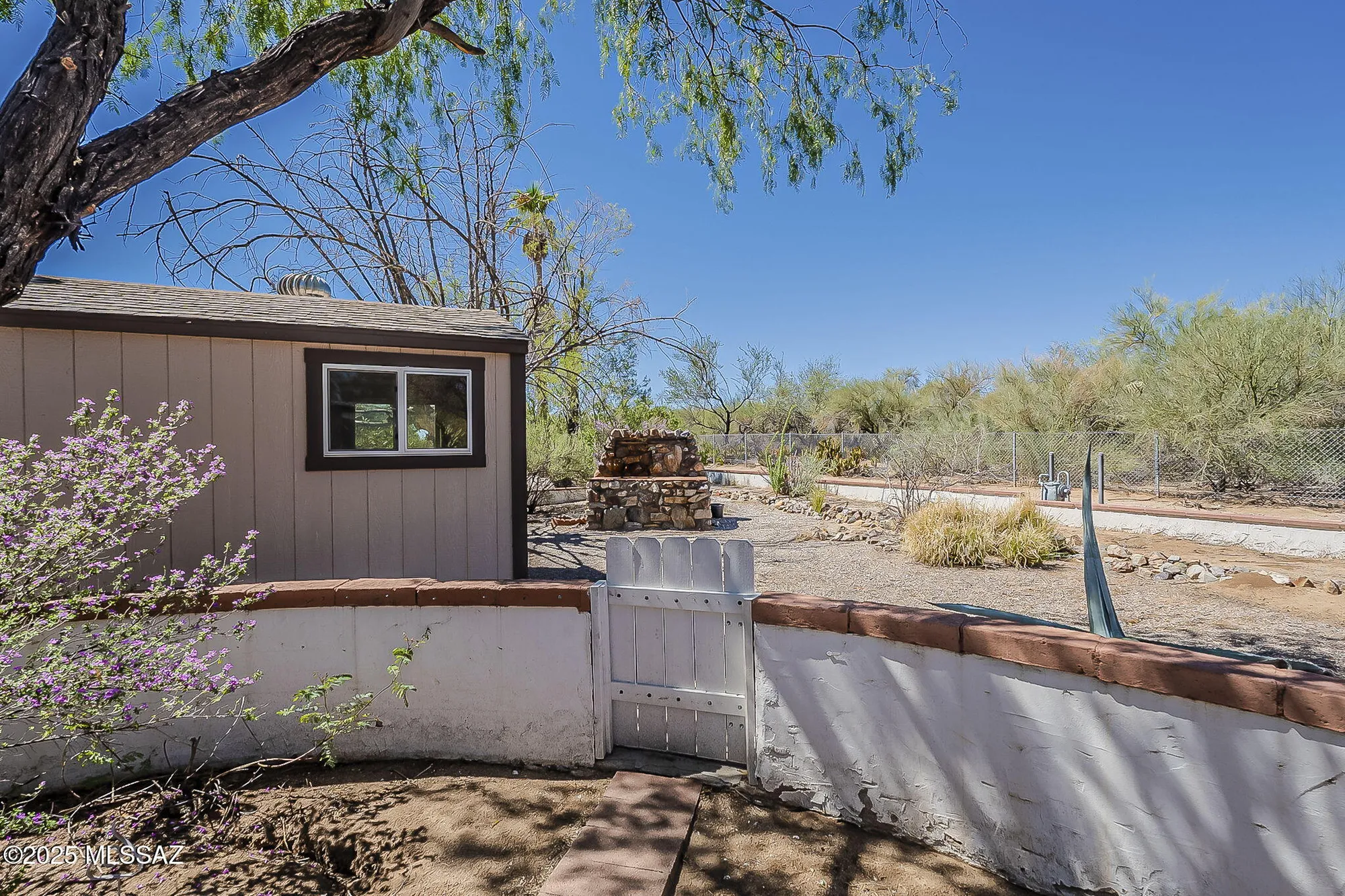 Property Slideshow image 35 of 51 | 316 s abrego dr, Green Valley, AZ, 85614