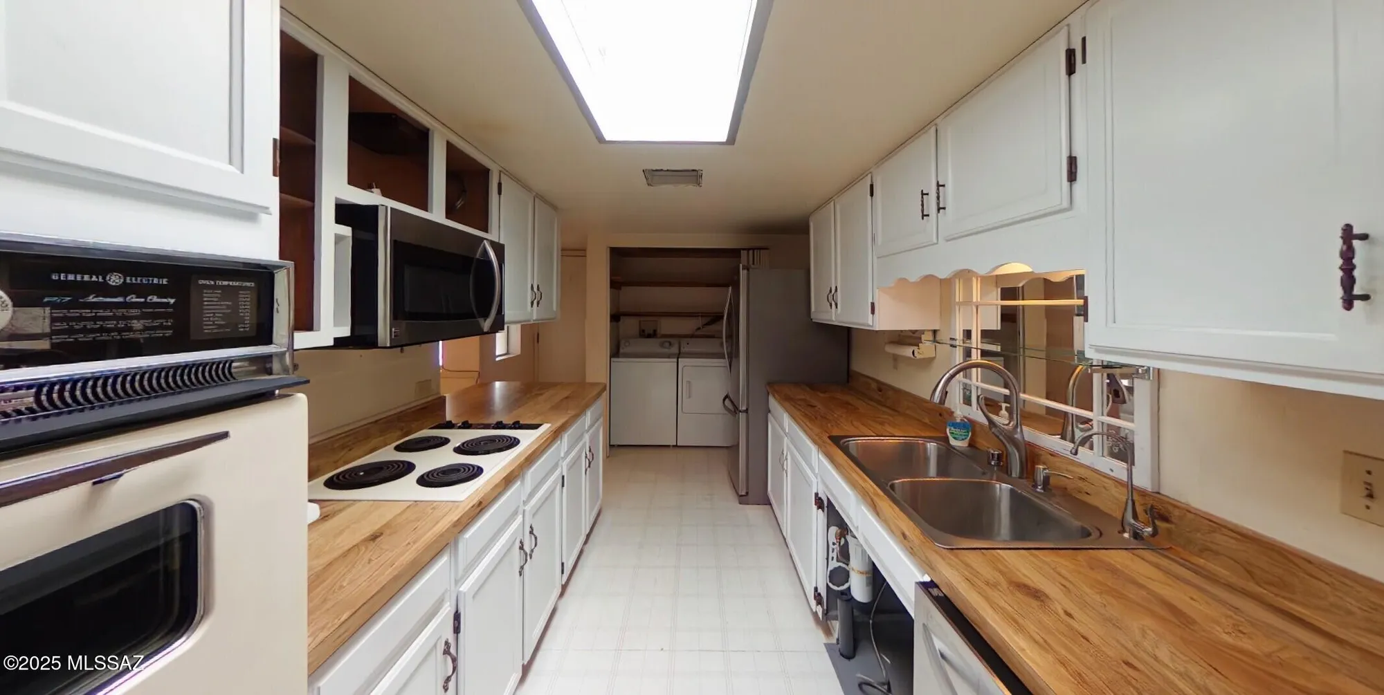 Property Slideshow image 8 of 26 | 1210 w mountain vw, Green Valley, AZ, 85622