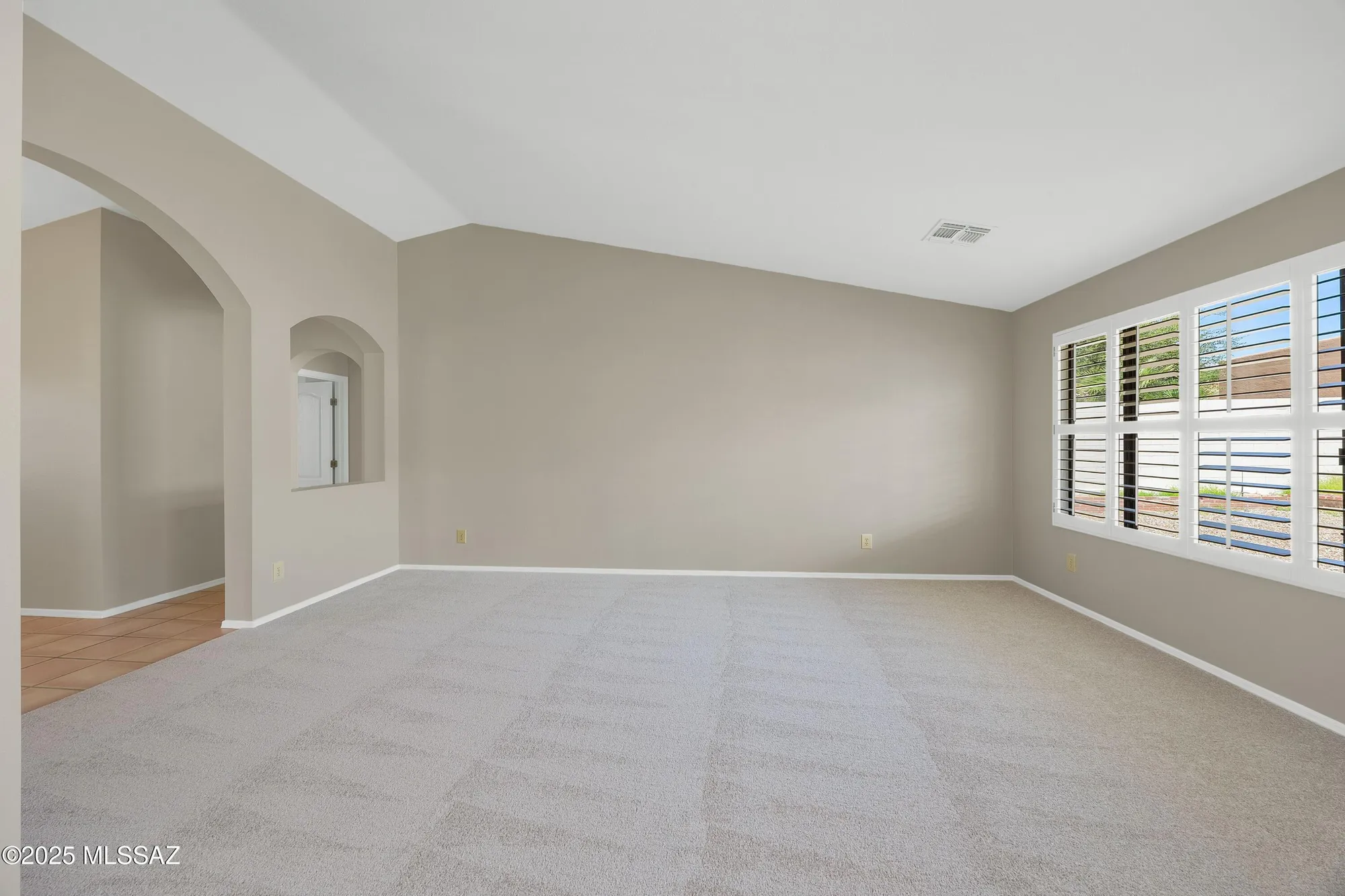 Property Slideshow image 8 of 50 | 64714 e drifter dr, Tucson, AZ, 85739