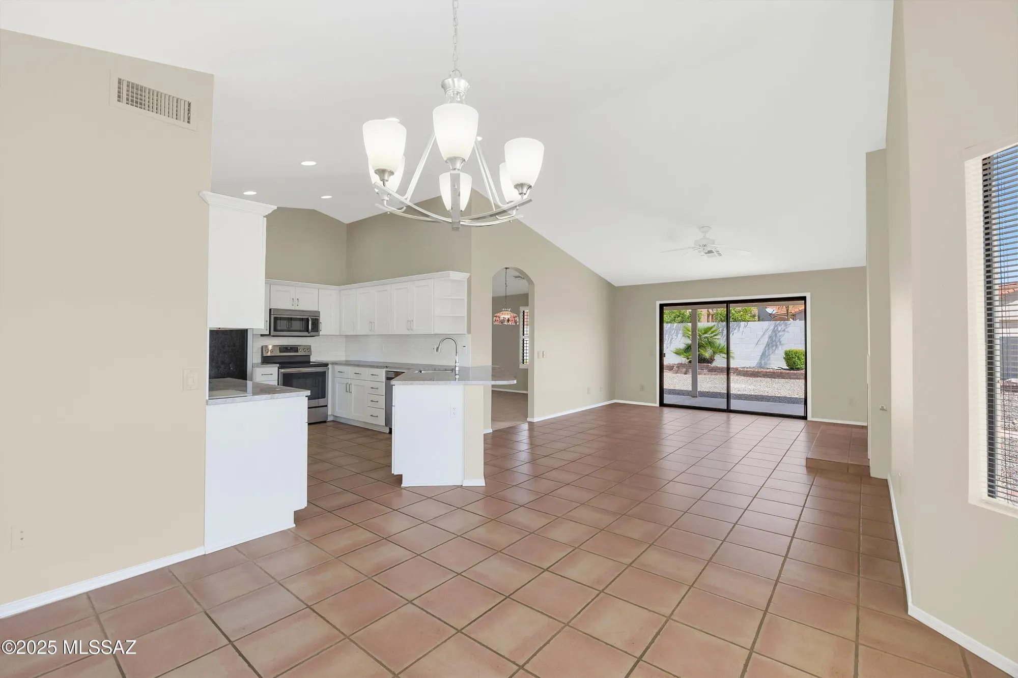 Property Slideshow image 17 of 50 | 64714 e drifter dr, Tucson, AZ, 85739