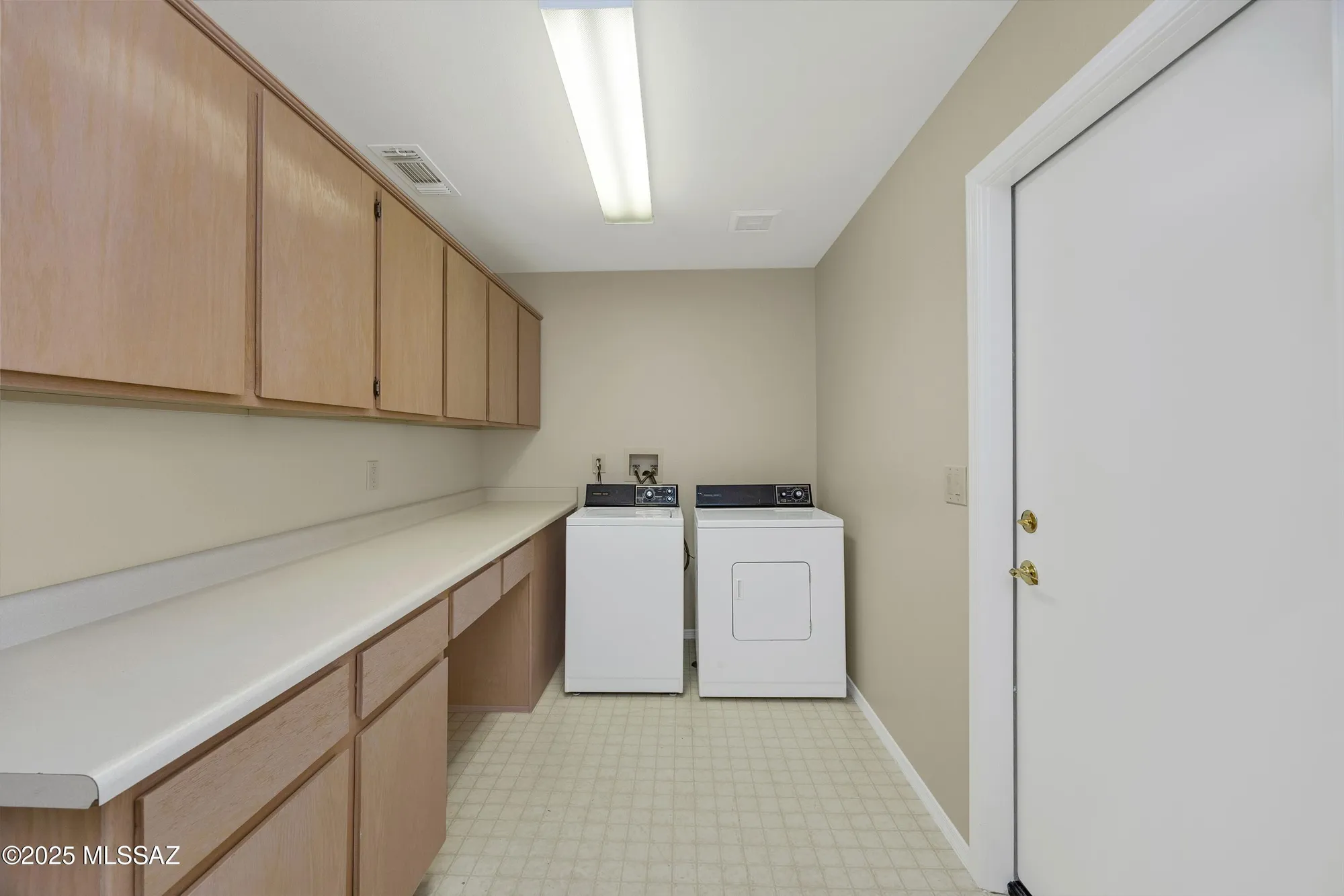 Property Slideshow image 23 of 50 | 64714 e drifter dr, Tucson, AZ, 85739