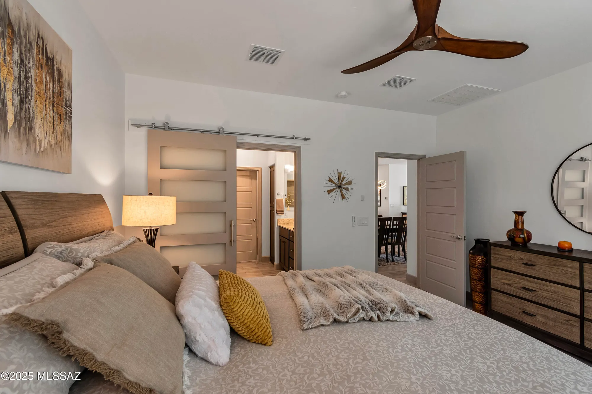 Property Slideshow image 16 of 38 | 1618 e horned lark dr, Green Valley, AZ, 85614