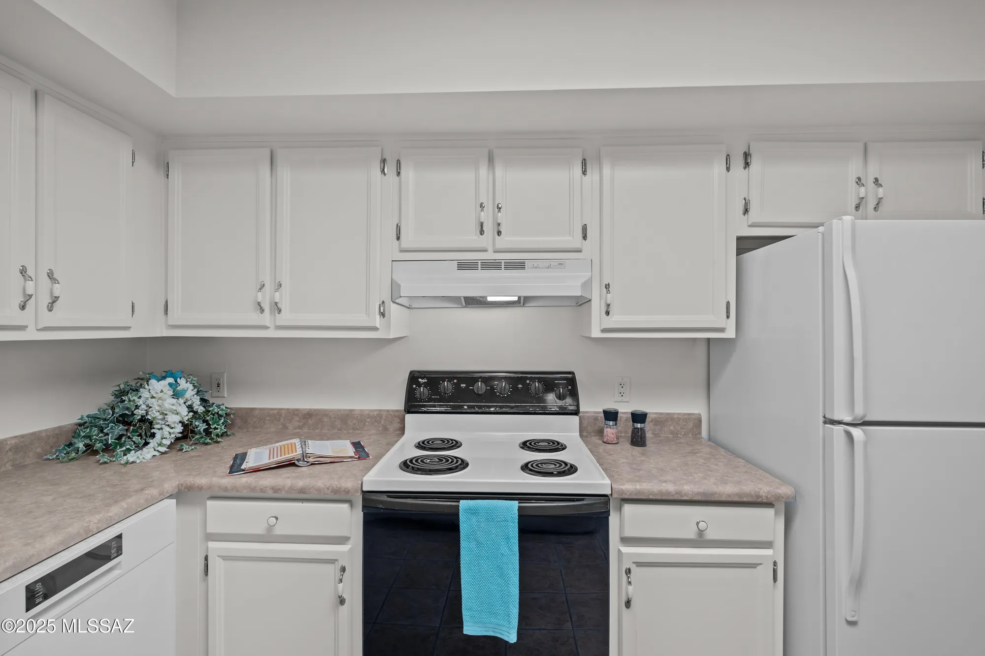 Property Slideshow image 15 of 48 | 1000 s la higuera, Green Valley, AZ, 85614