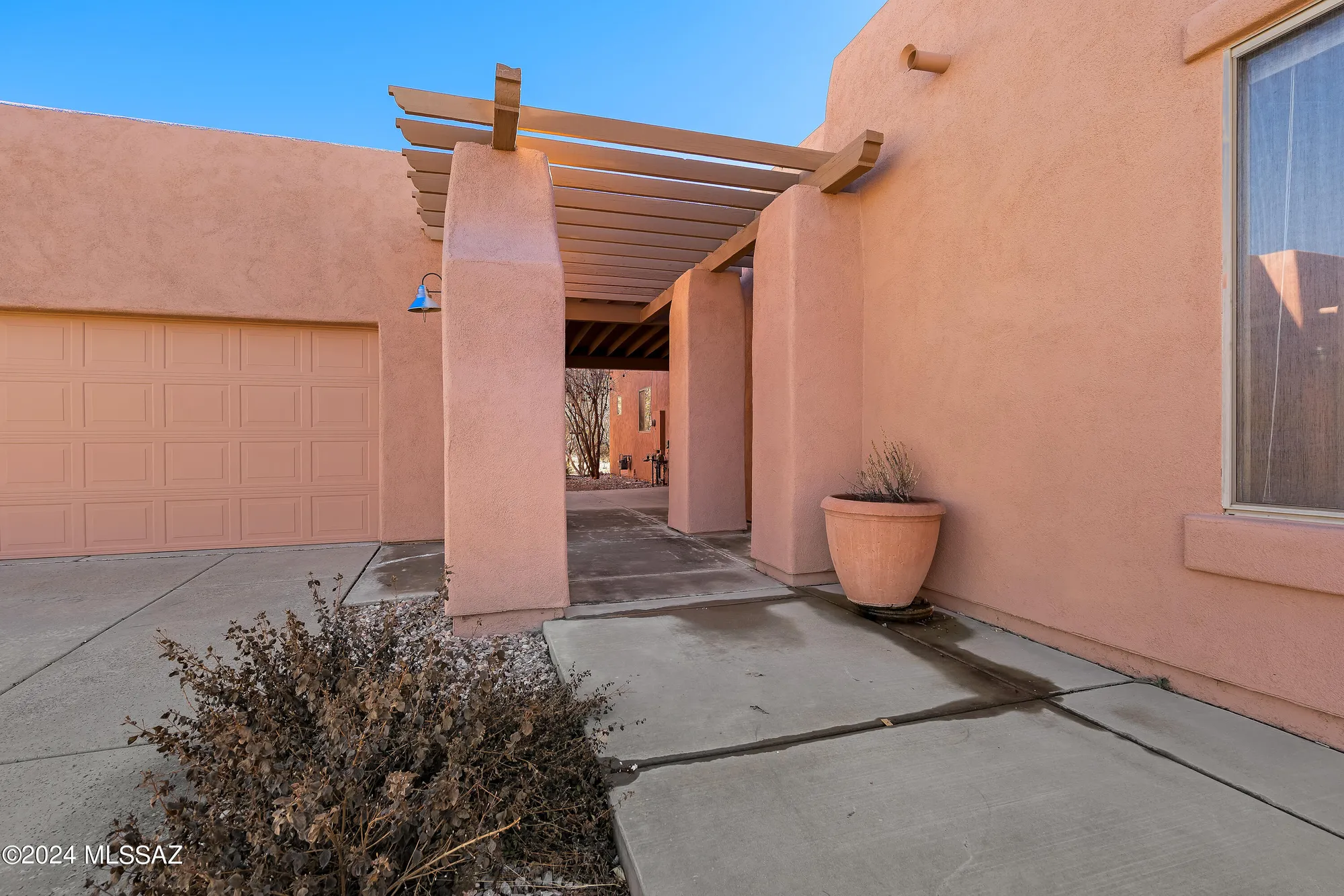 Property Slideshow image 6 of 31 | 13792 e langtry ln, Tucson, AZ, 85747