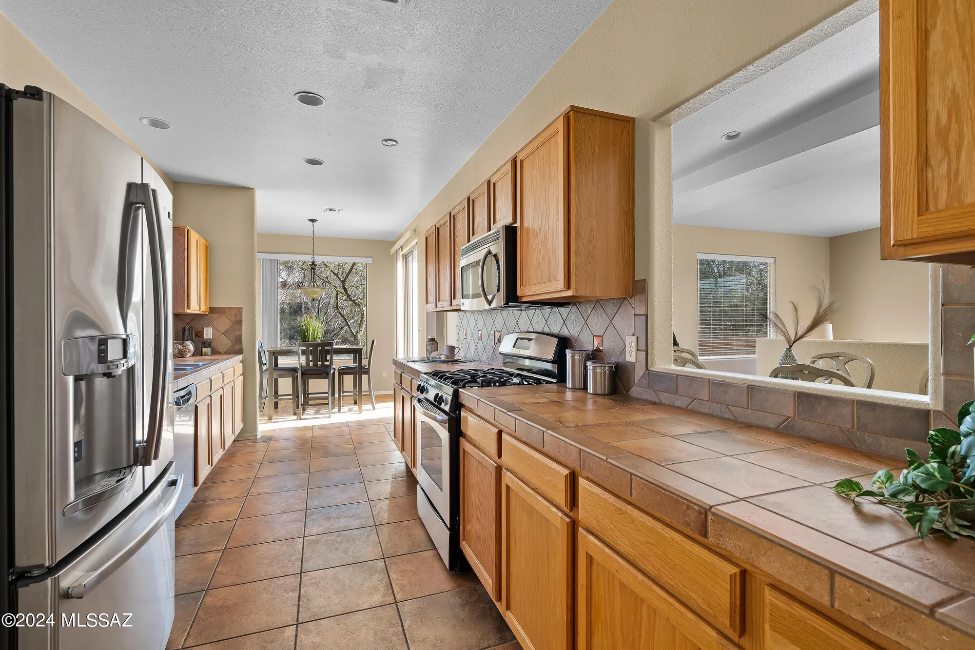 Property Slideshow image 15 of 31 | 13792 e langtry ln, Tucson, AZ, 85747